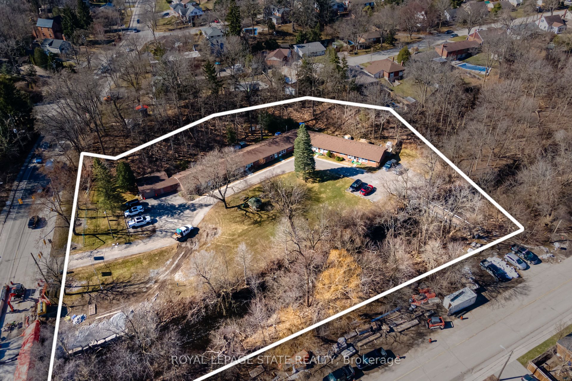 50 Creighton Road Property Photo 2