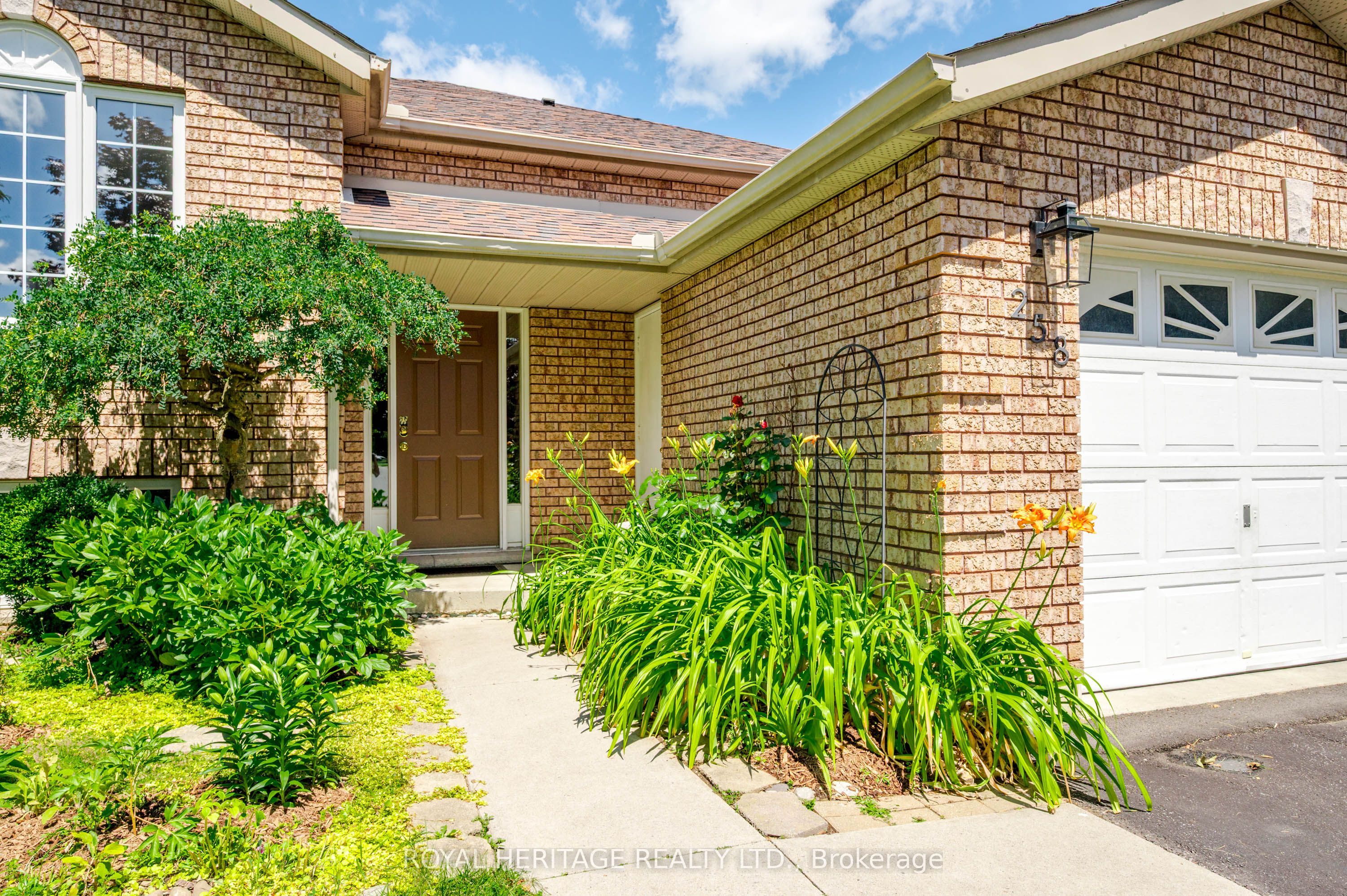 258 Franmor Drive Property Photo 4