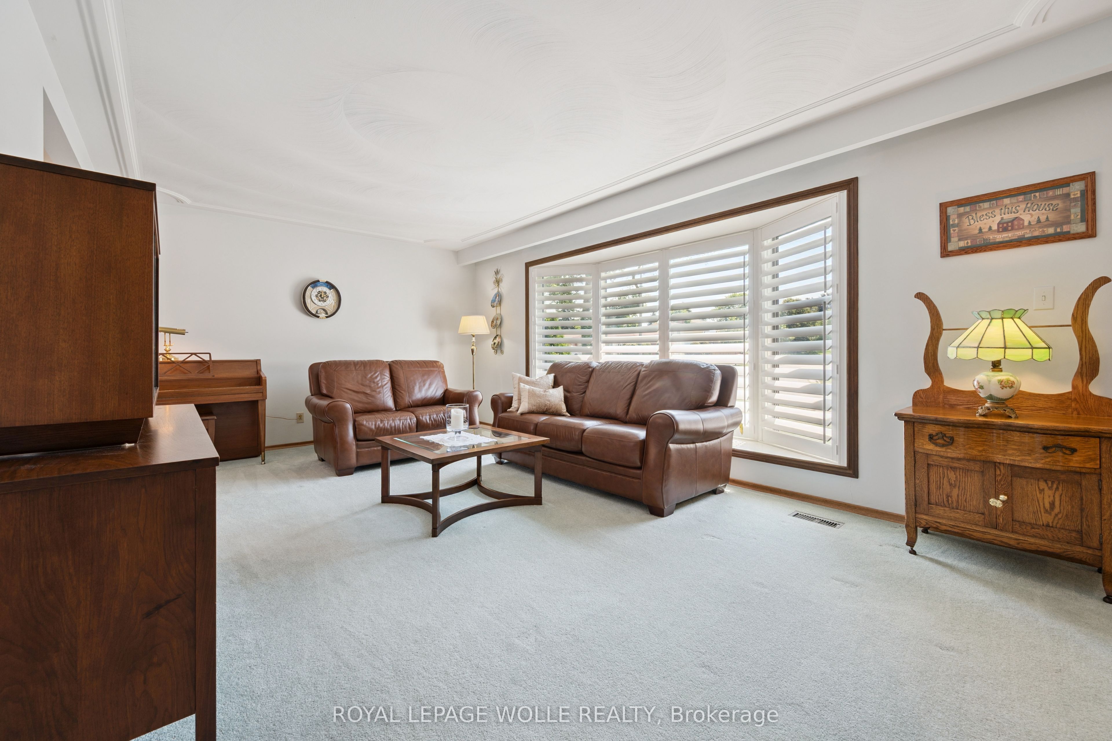 18 Strathcona Crescent Property Photo 6