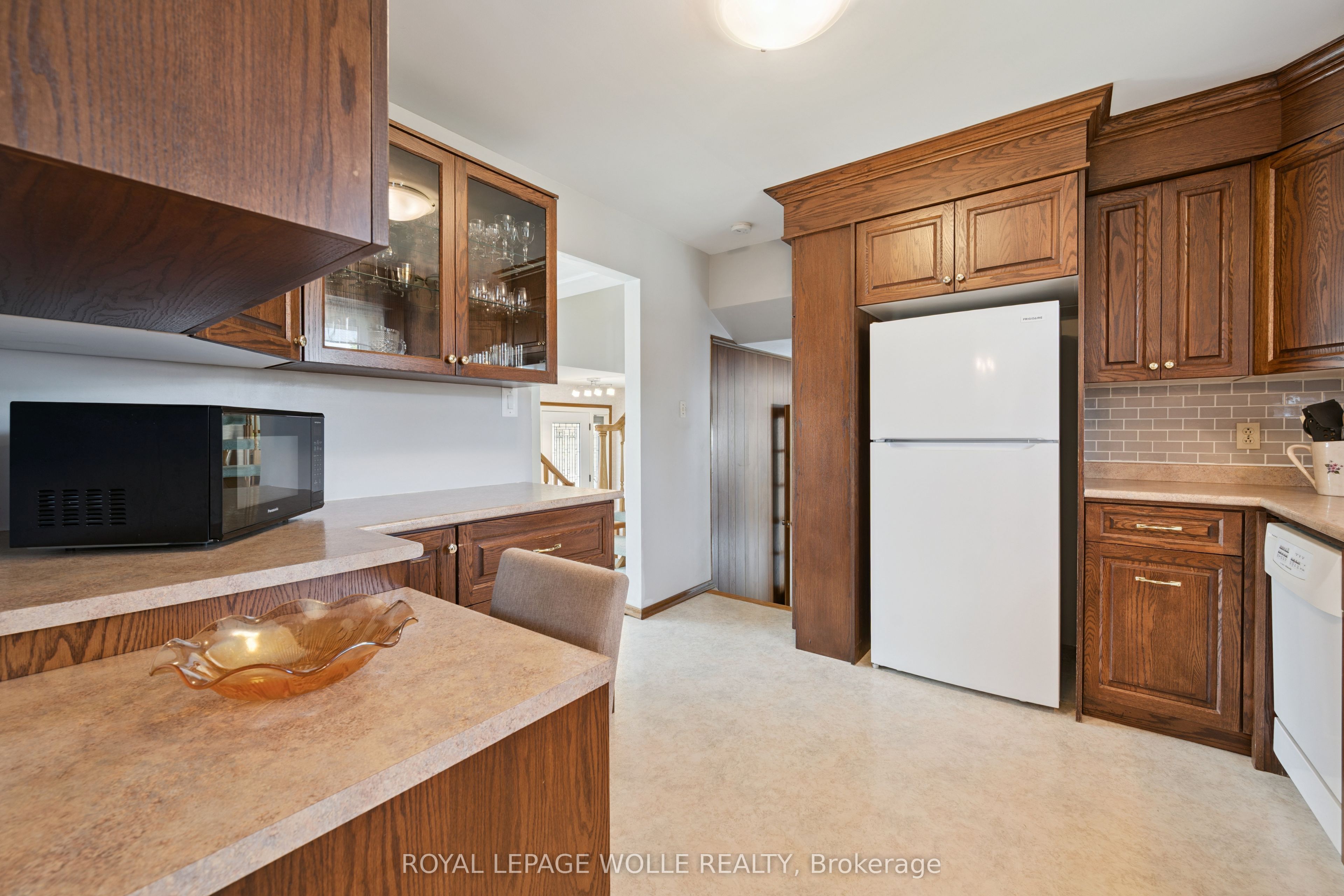 18 Strathcona Crescent Property Photo 11