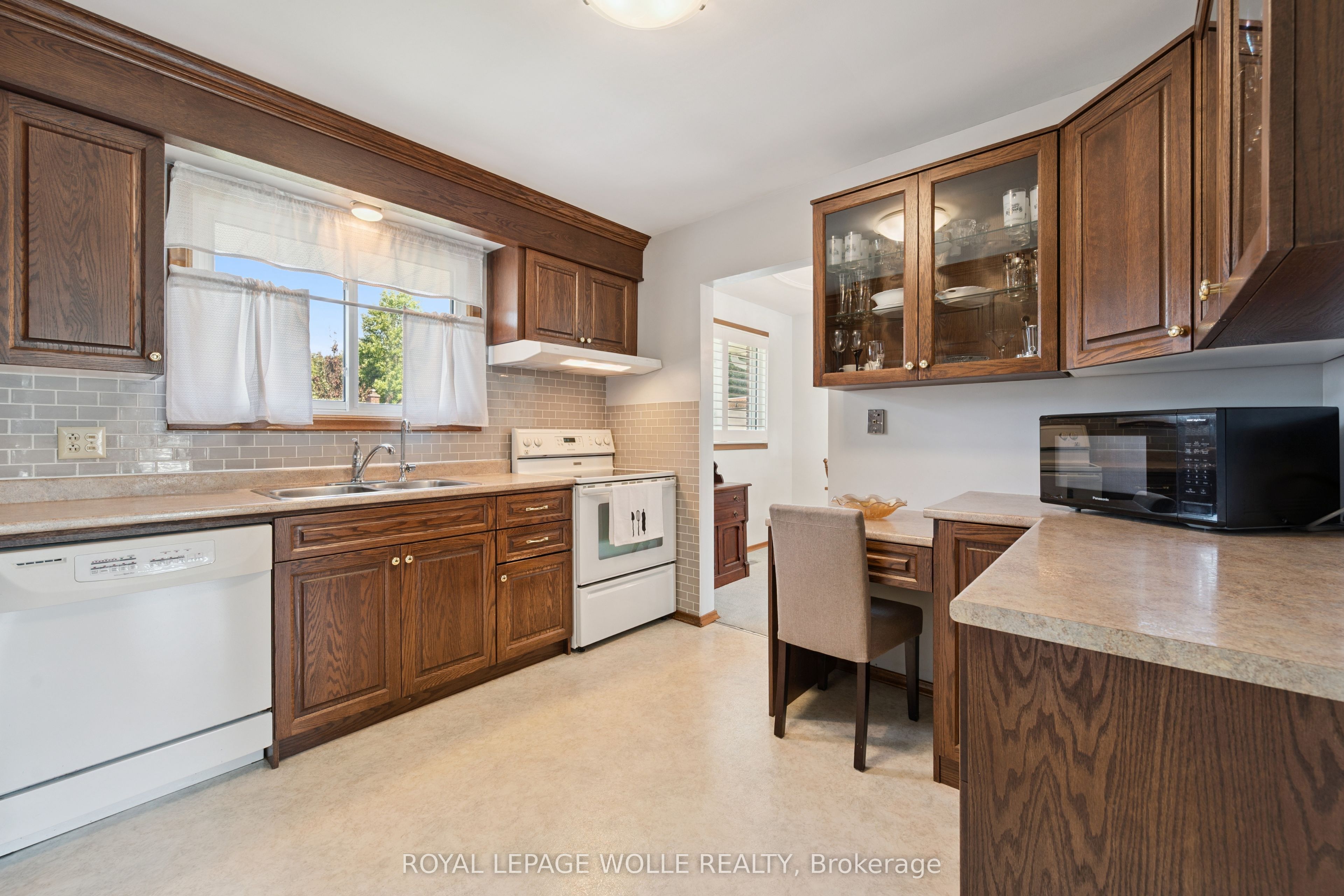 18 Strathcona Crescent Property Photo 12
