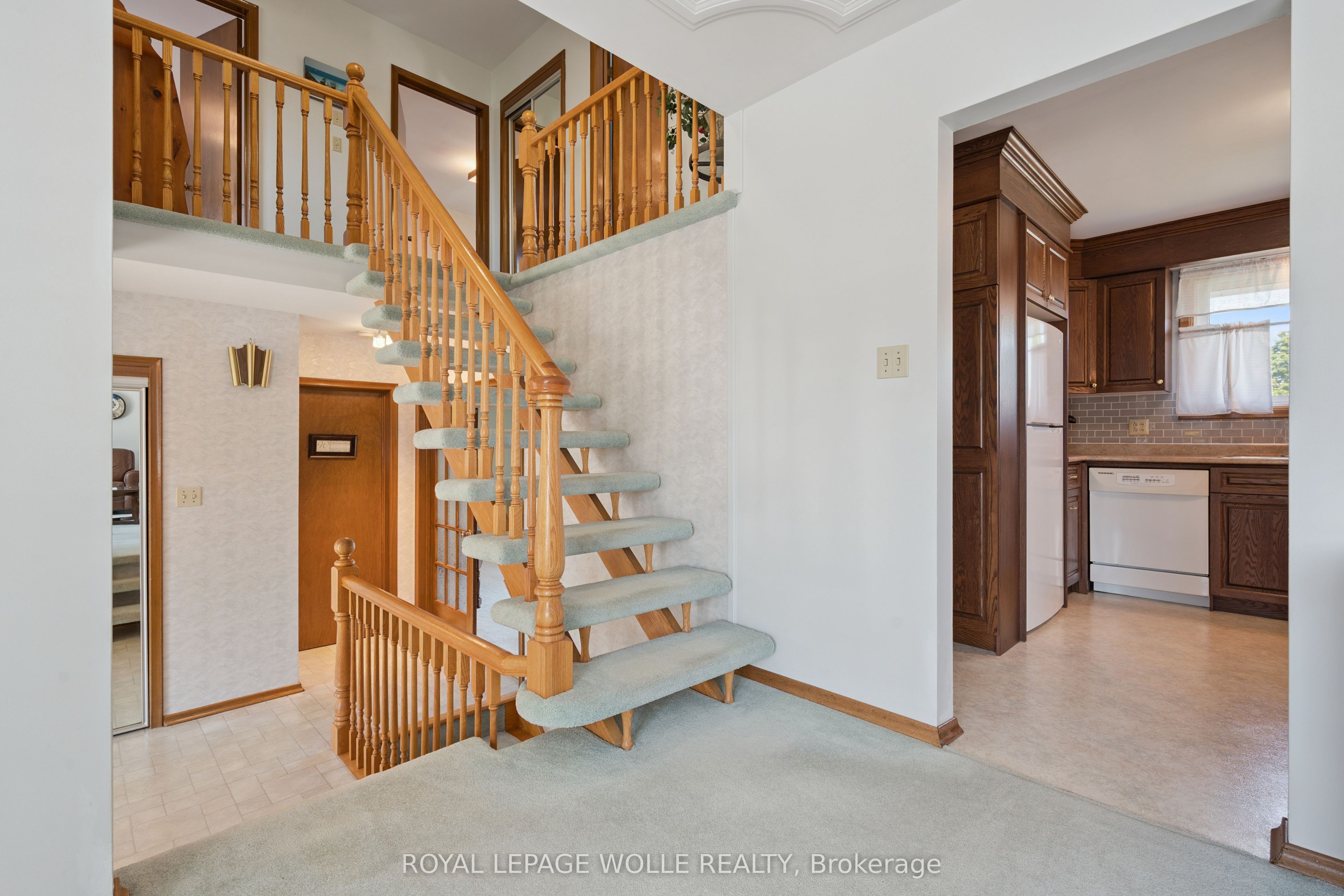 18 Strathcona Crescent Property Photo 16