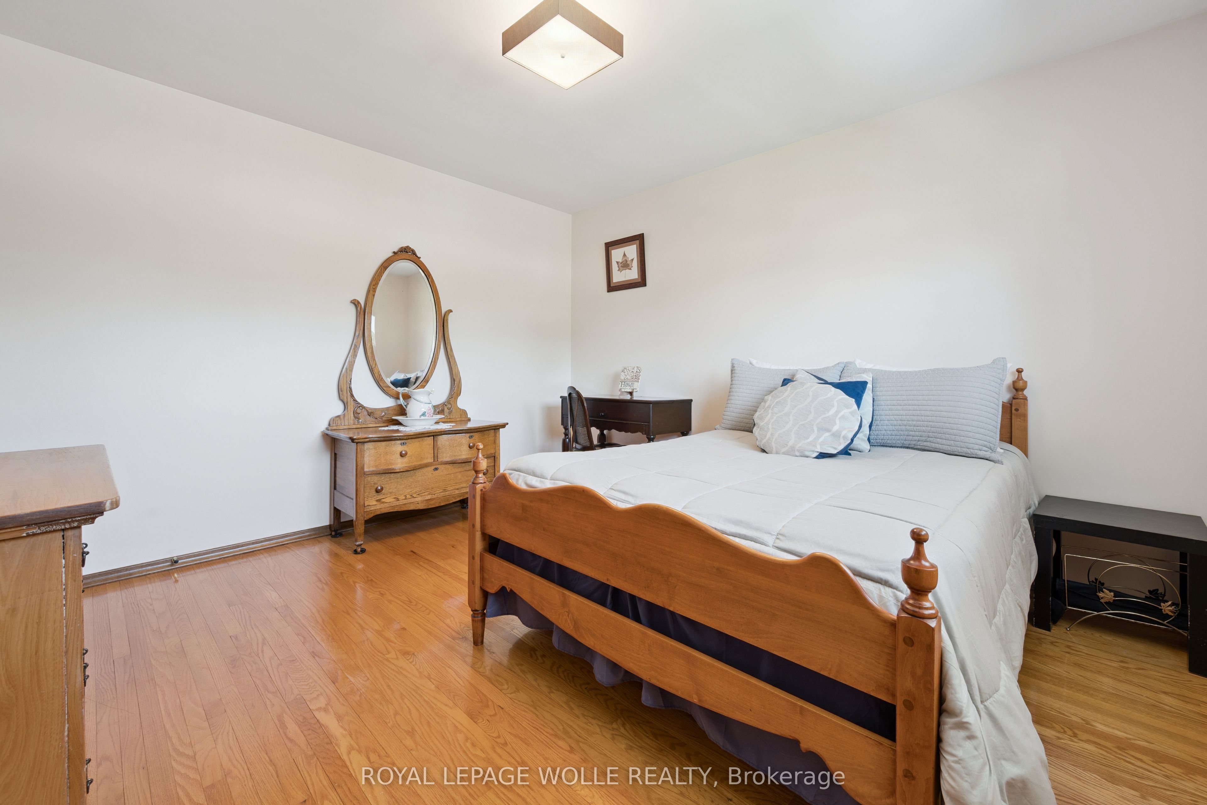 18 Strathcona Crescent Property Photo 23