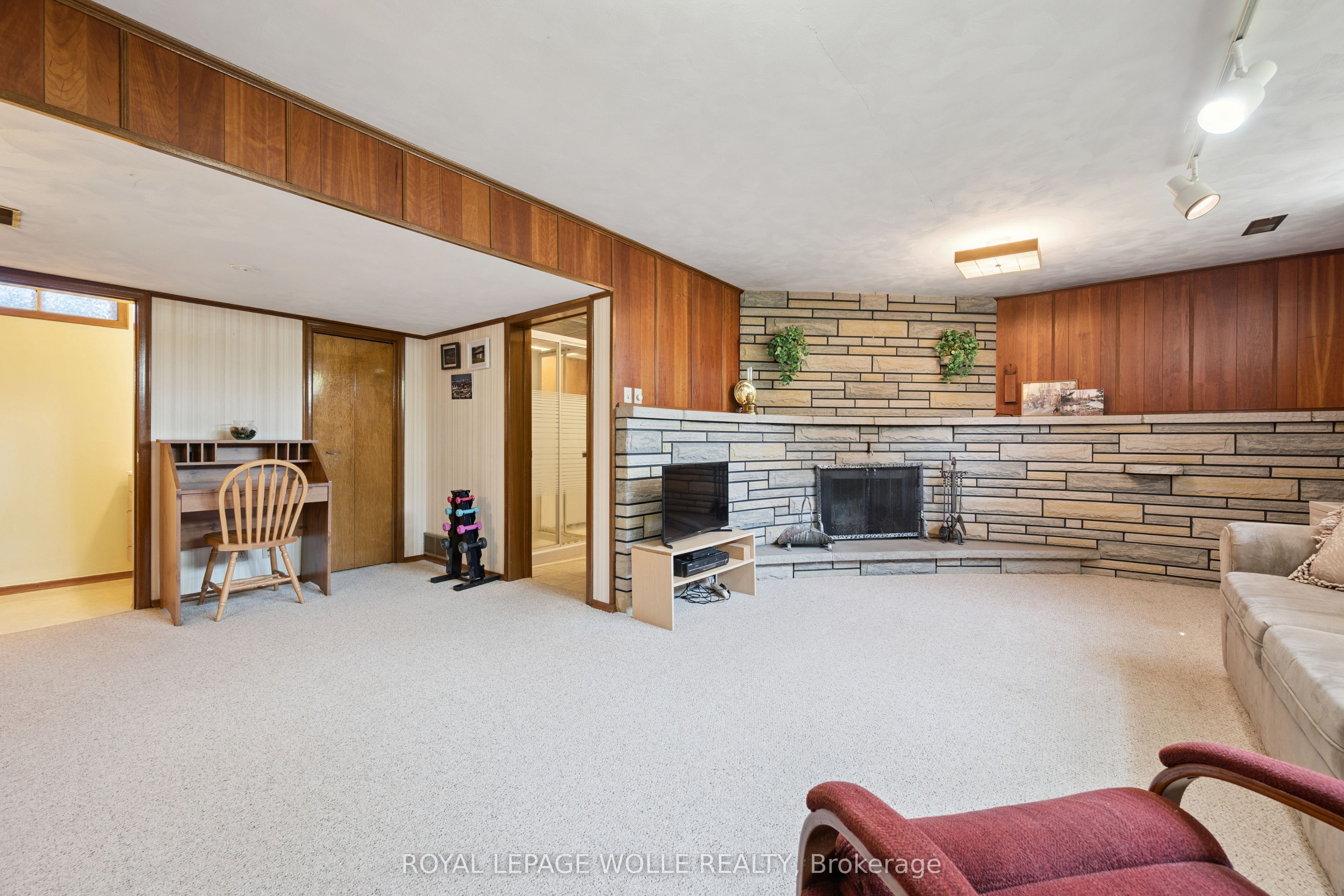 18 Strathcona Crescent Property Photo 26