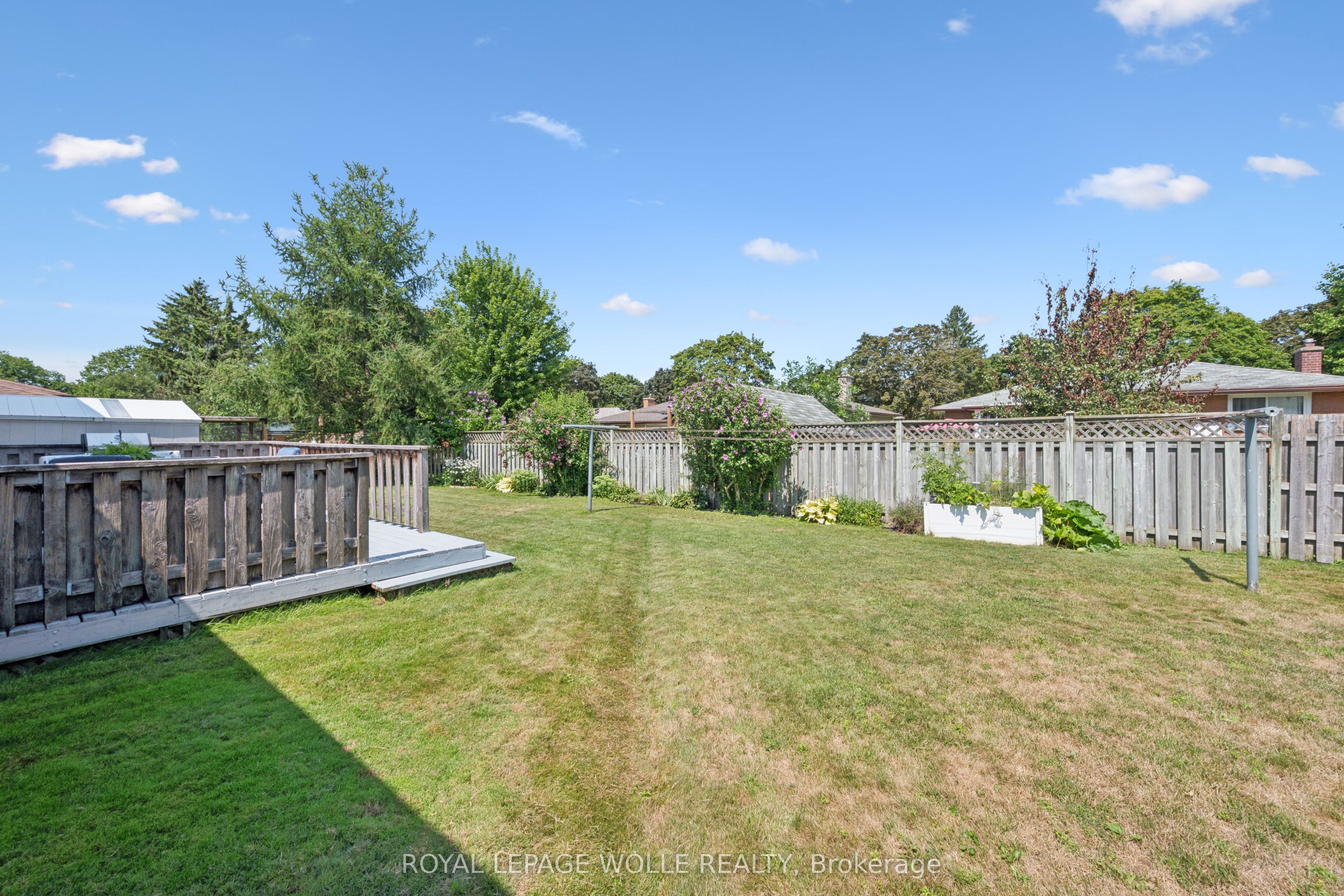 18 Strathcona Crescent Property Photo 32