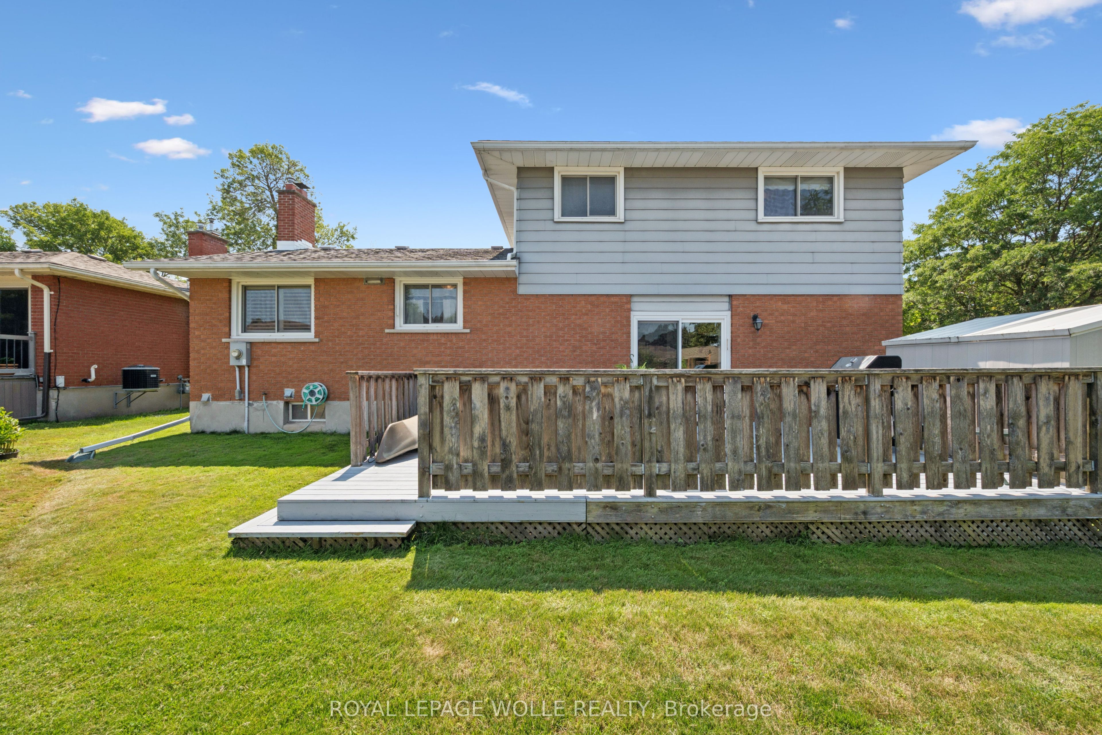 18 Strathcona Crescent Property Photo 36
