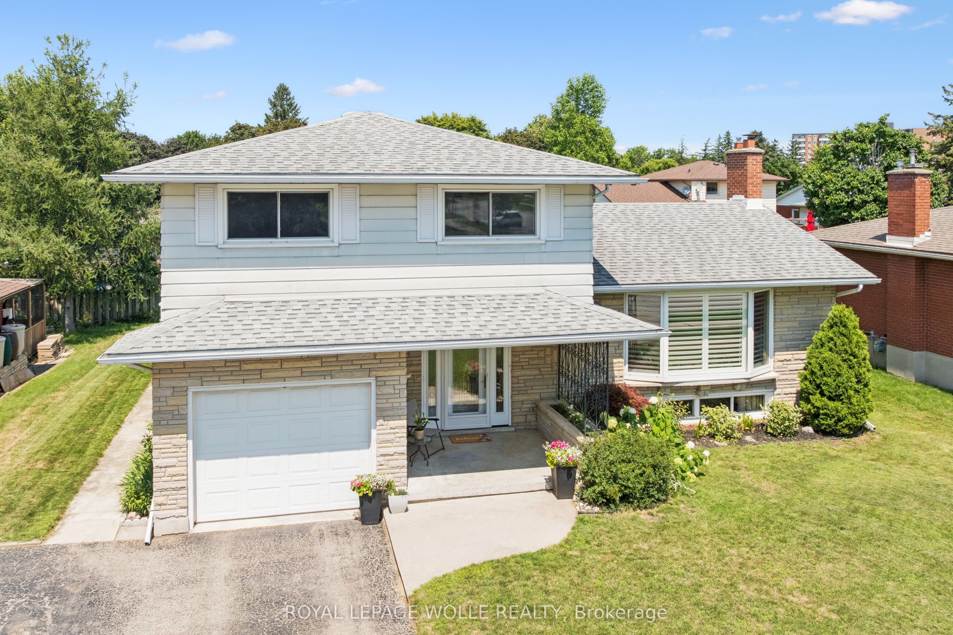 18 Strathcona Crescent Property Photo 37