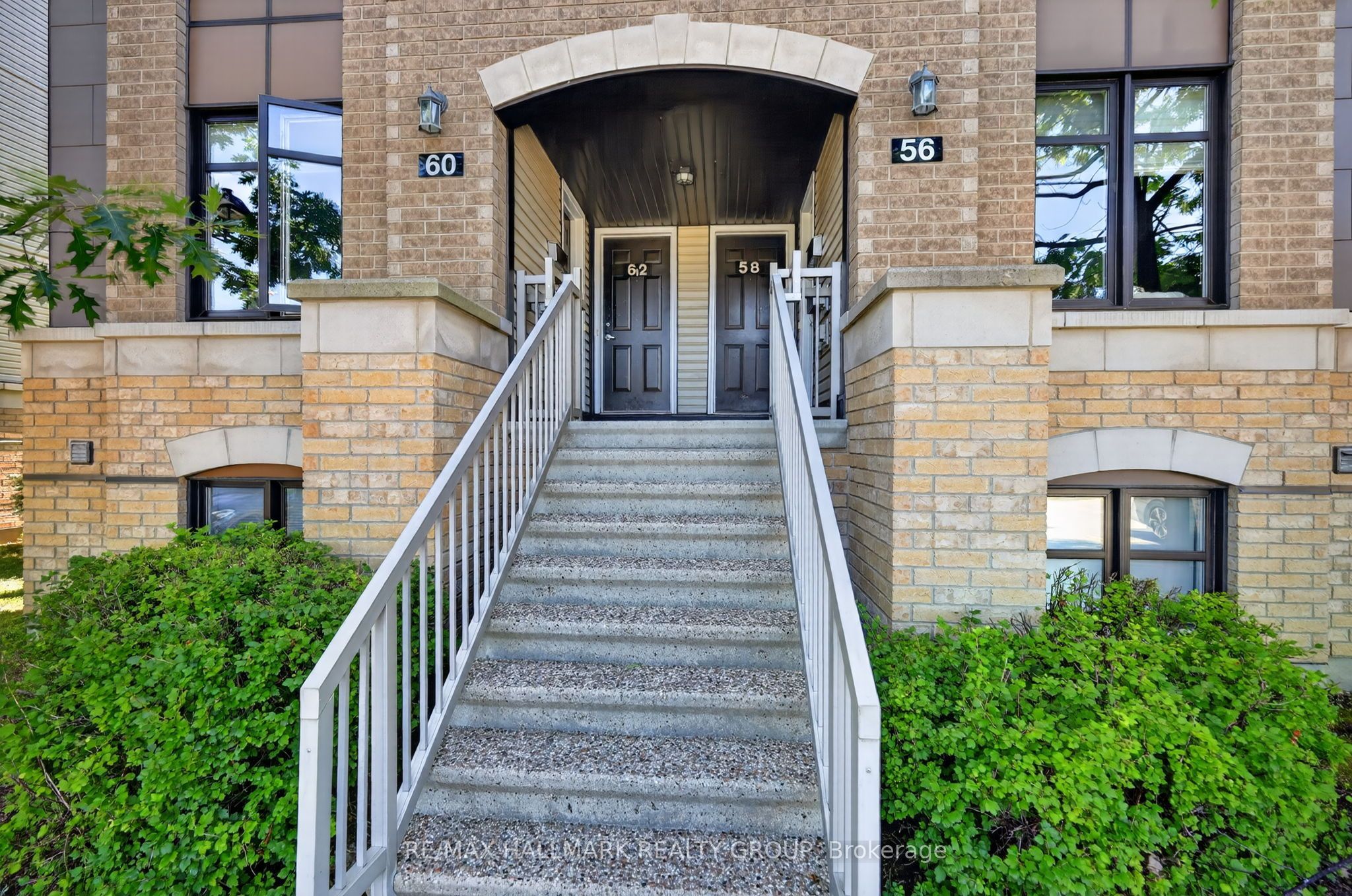 62 Argent Private Property Photo 2