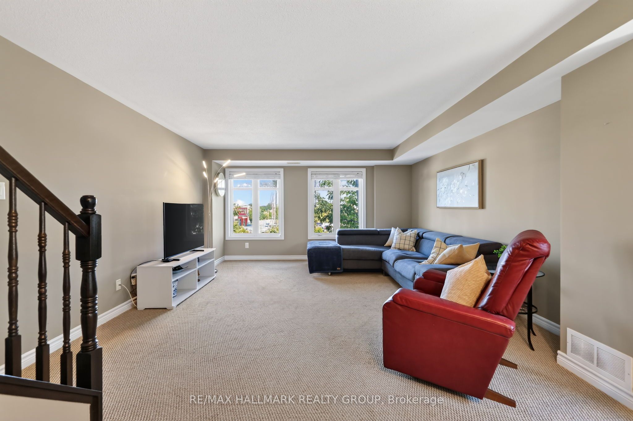 62 Argent Private Property Photo 12