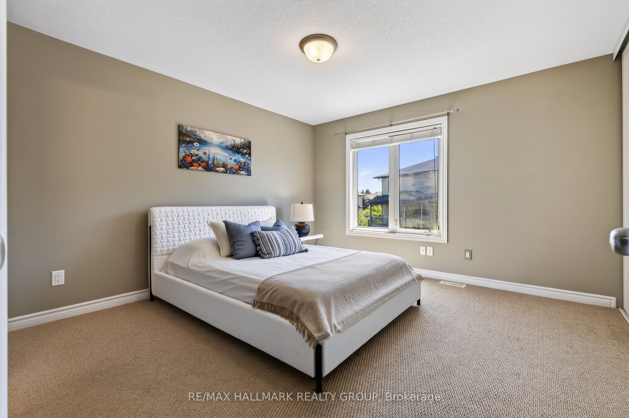 62 Argent Private Property Photo 17