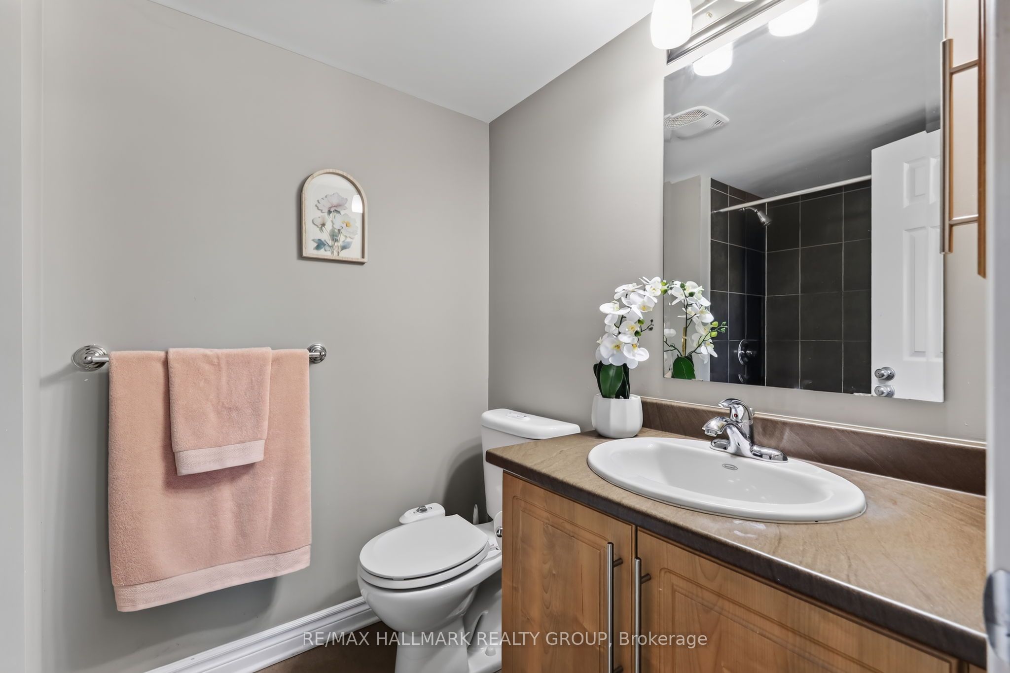 62 Argent Private Property Photo 23