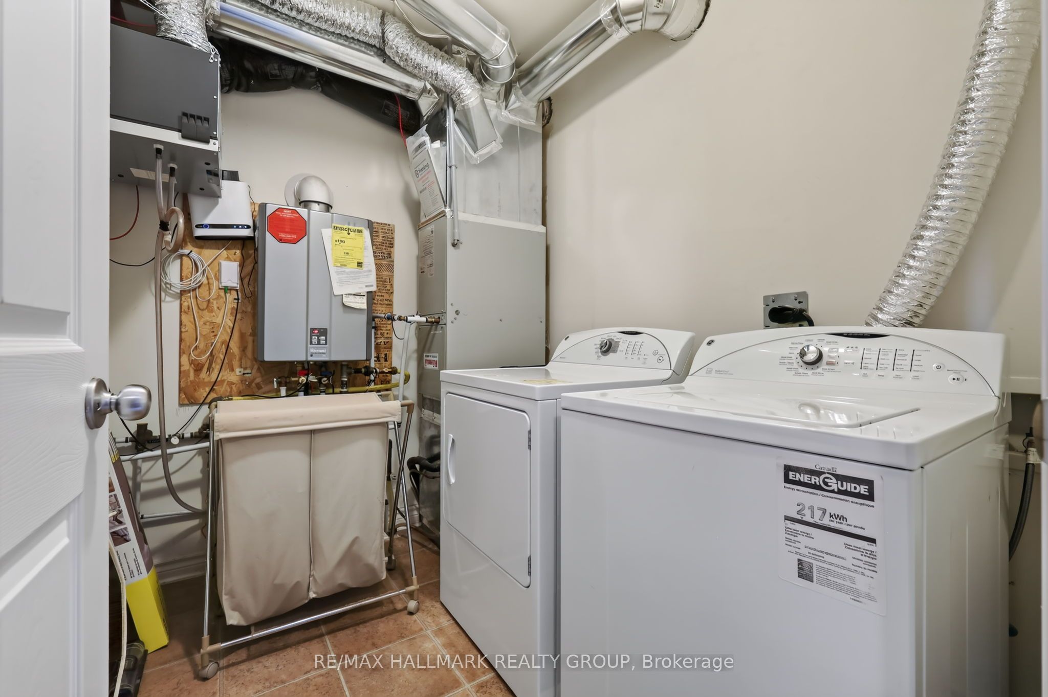62 Argent Private Property Photo 28