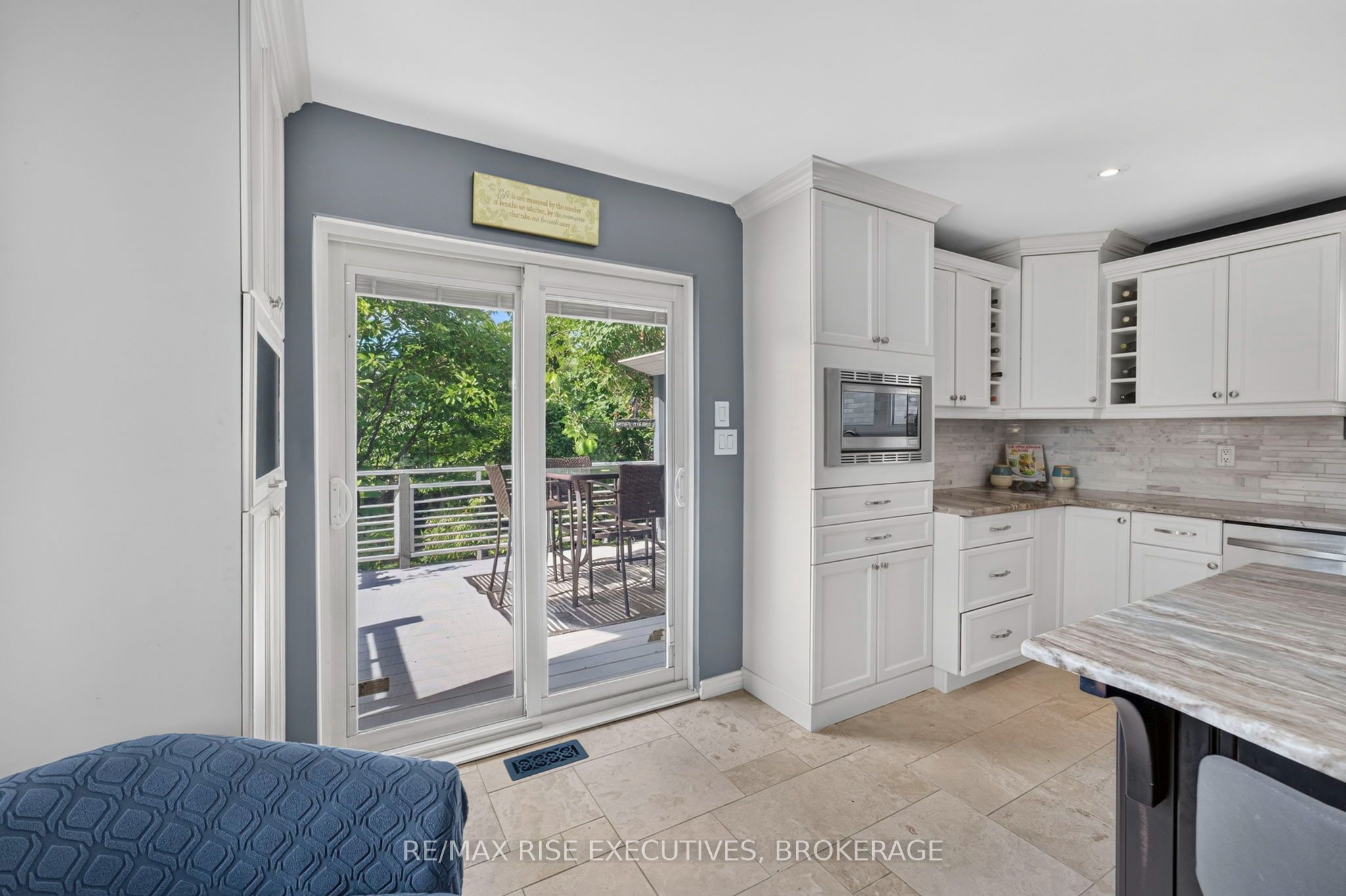 611 Rivermeade Avenue Property Photo 9