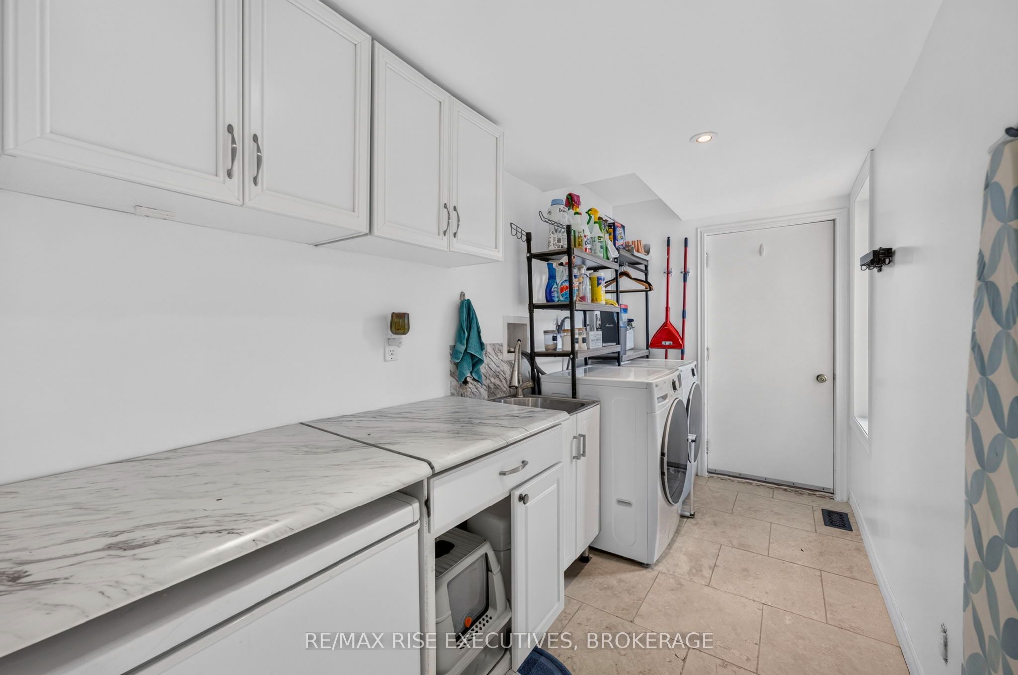 611 Rivermeade Avenue Property Photo 39