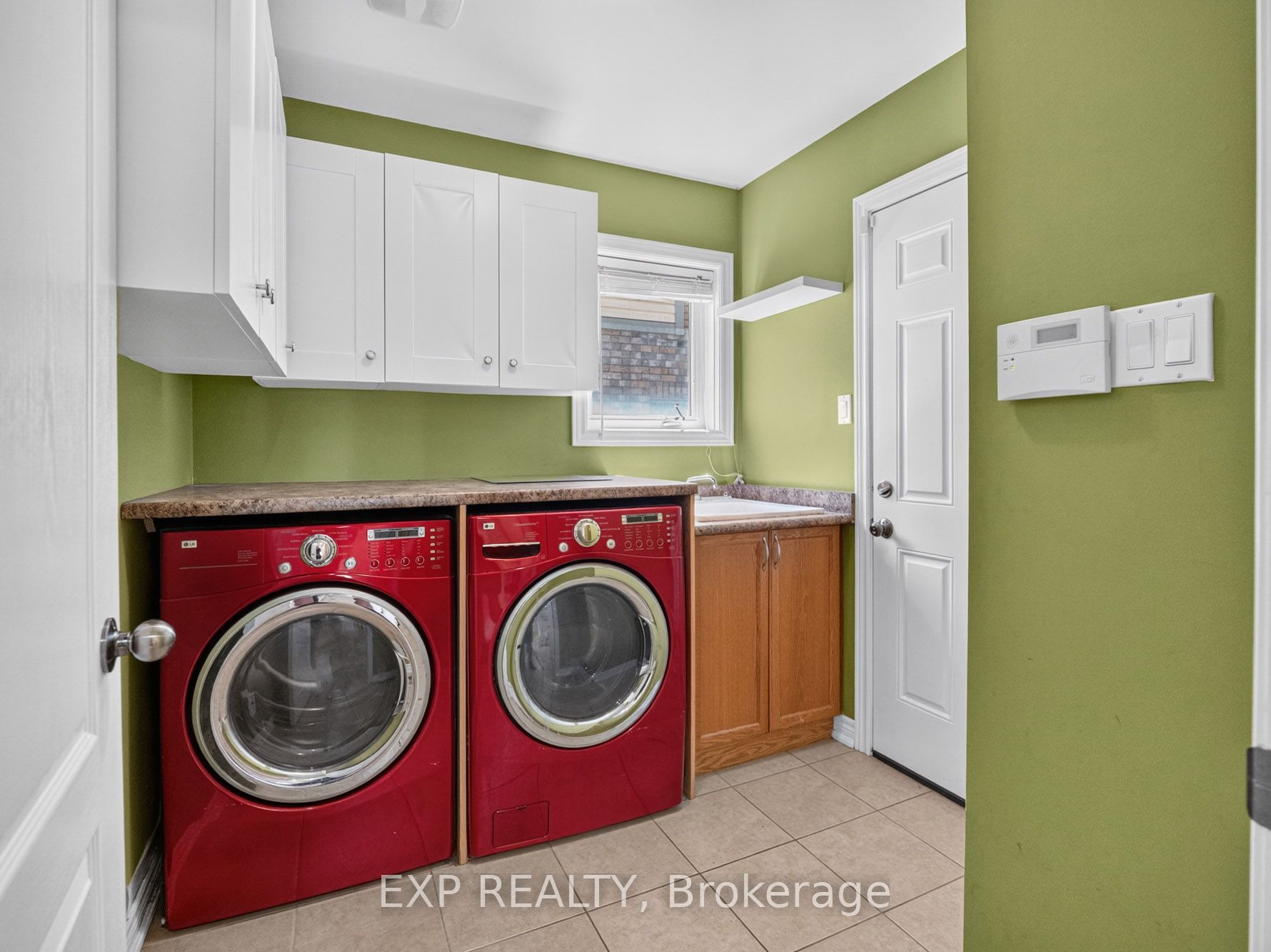 6560 St. Michael Avenue Property Photo 20