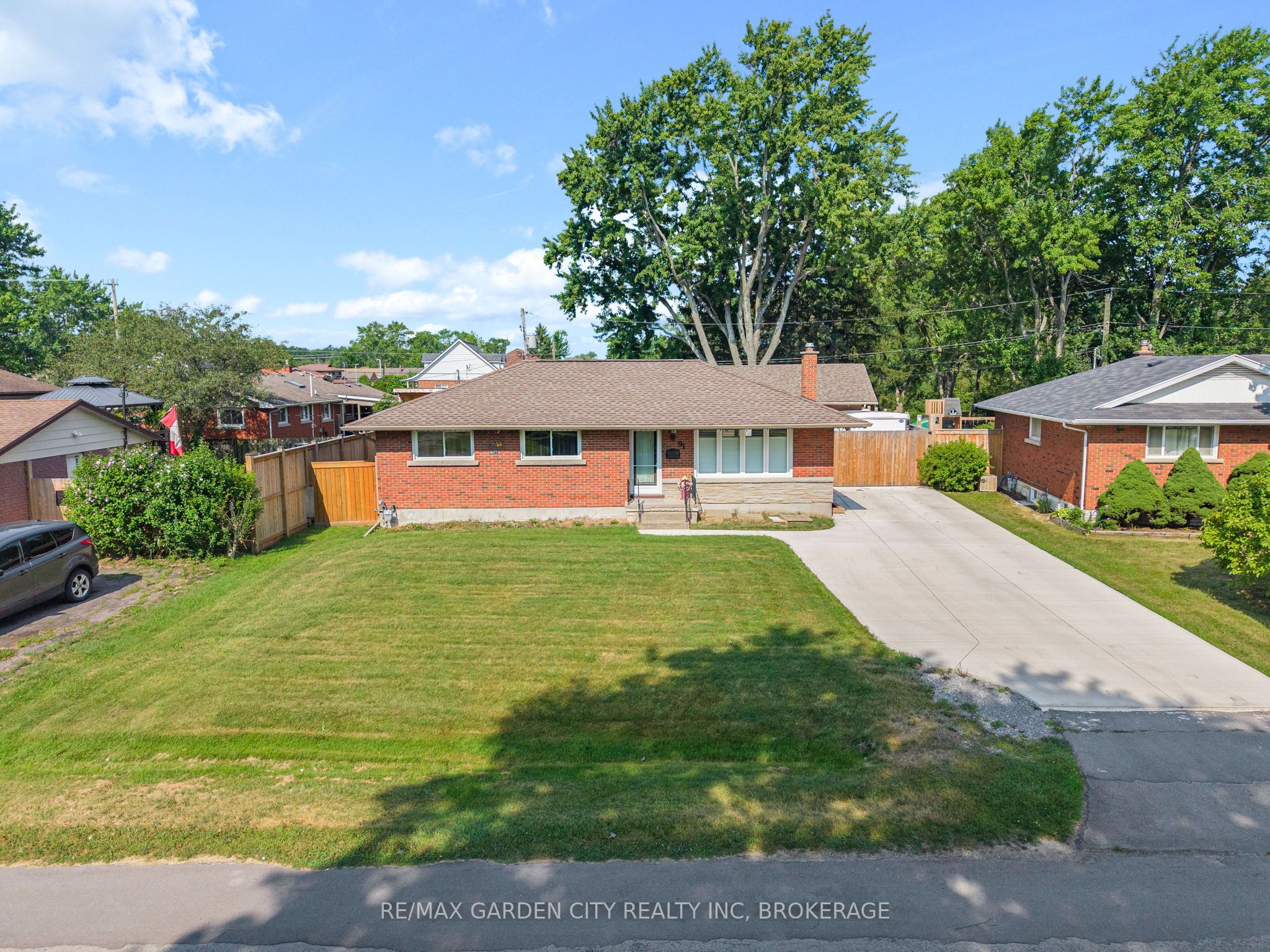 91 Crescent Drive Property Photo 39