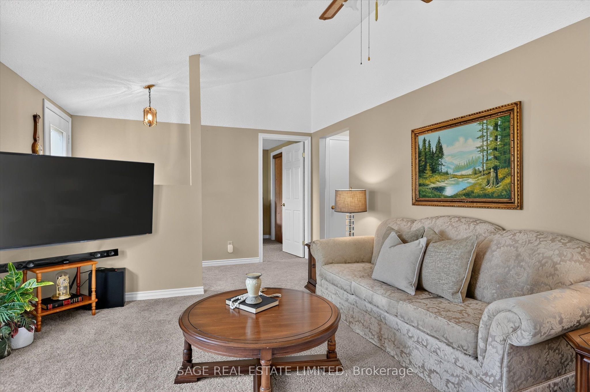 39 Riverside Drive Property Photo 9