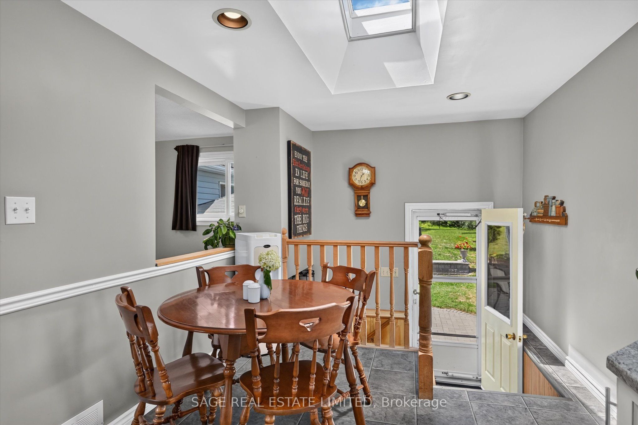 39 Riverside Drive Property Photo 11