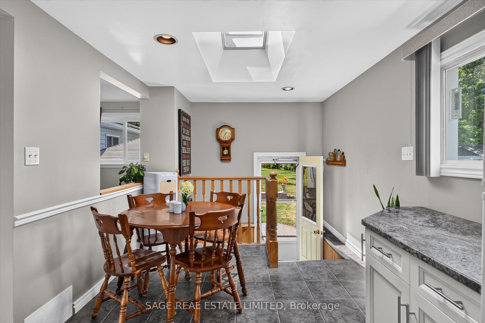 39 Riverside Drive Property Photo 16