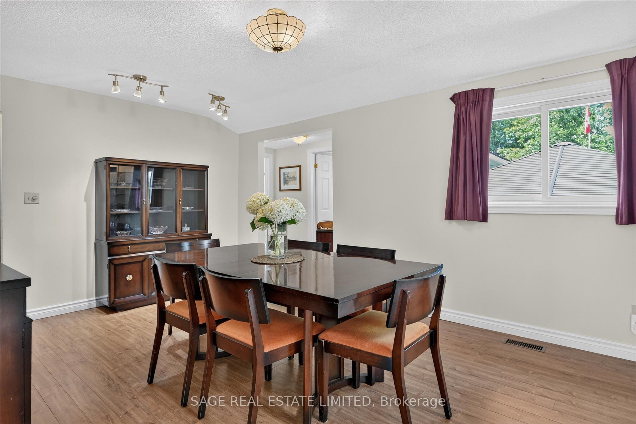 39 Riverside Drive Property Photo 17