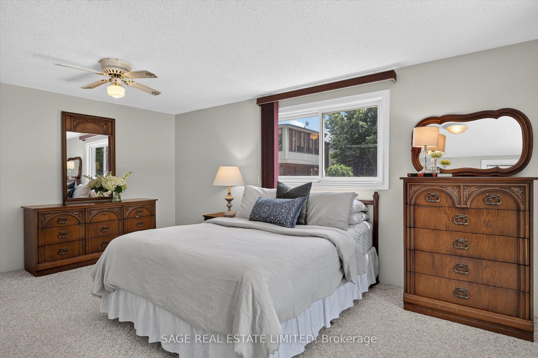 39 Riverside Drive Property Photo 24