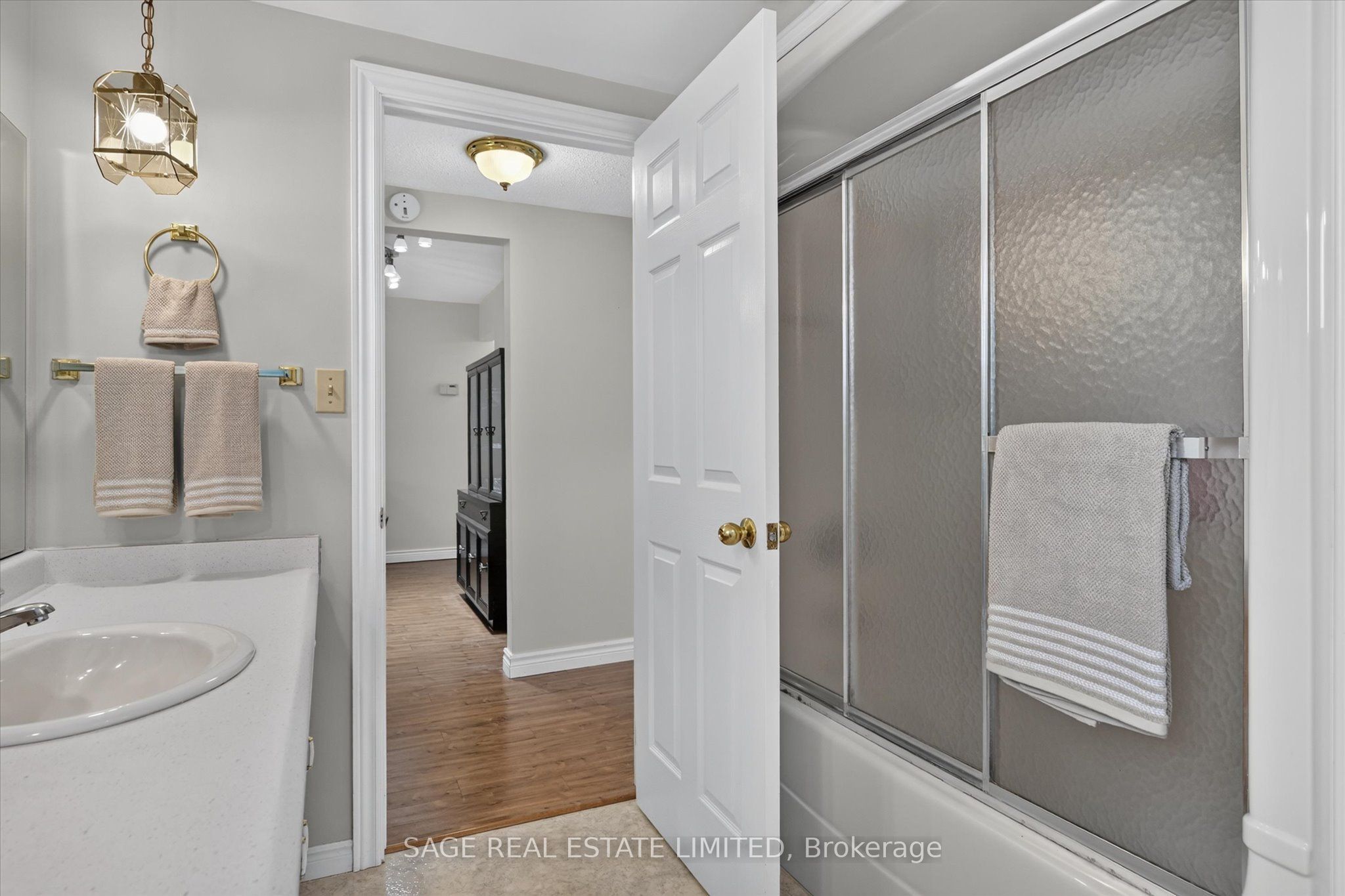 39 Riverside Drive Property Photo 27