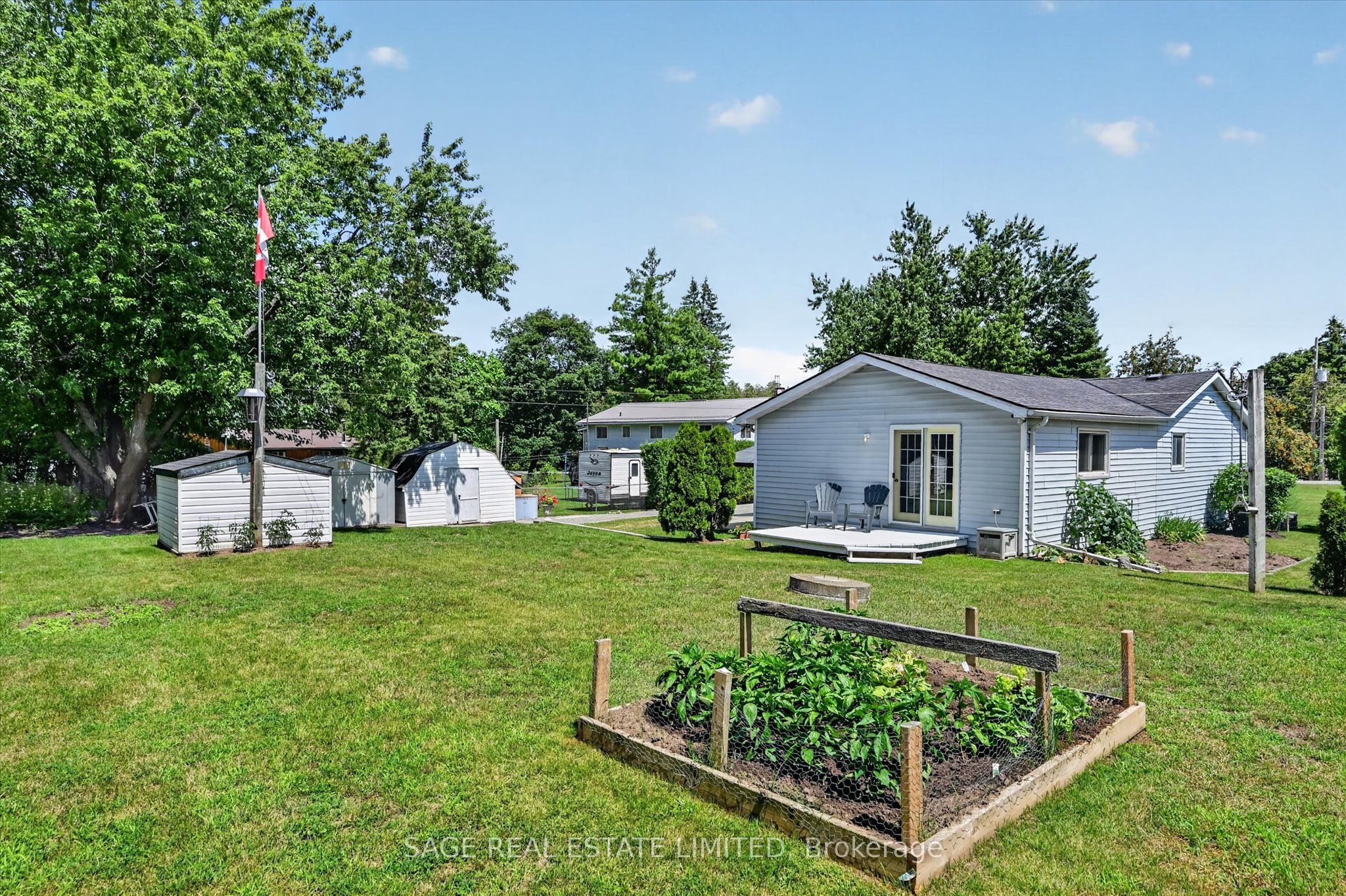 39 Riverside Drive Property Photo 45
