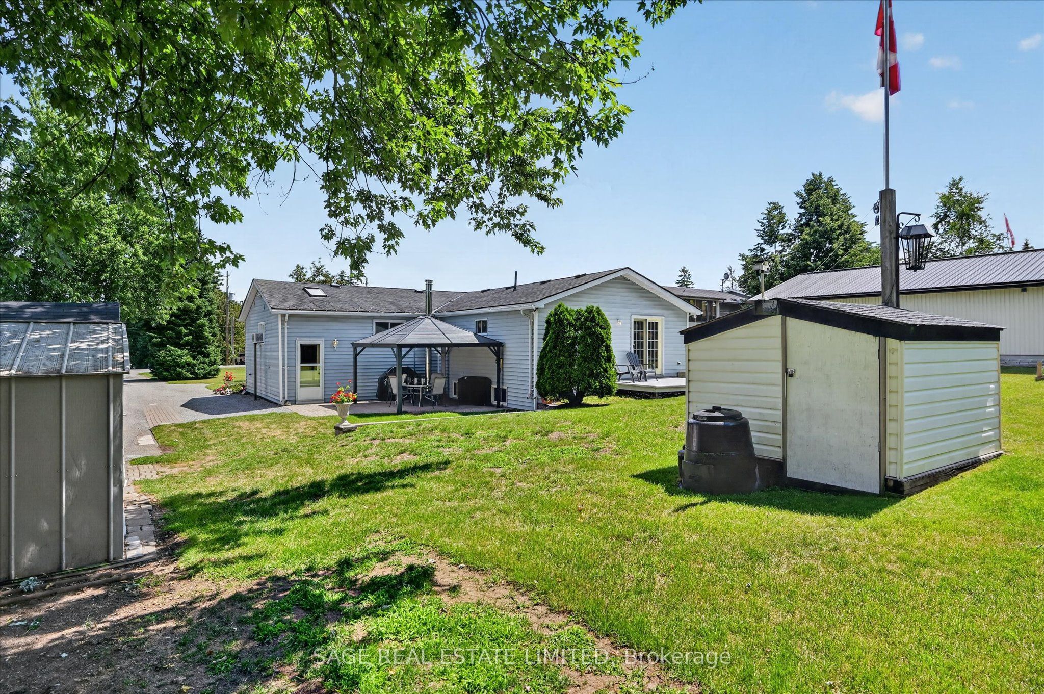 39 Riverside Drive Property Photo 46
