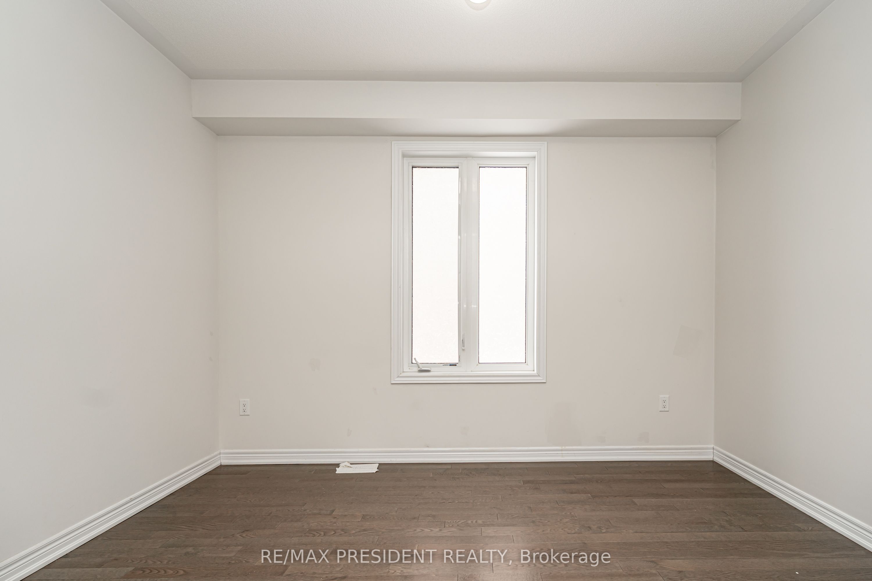 663 Anishinaabe Drive Property Photo 6
