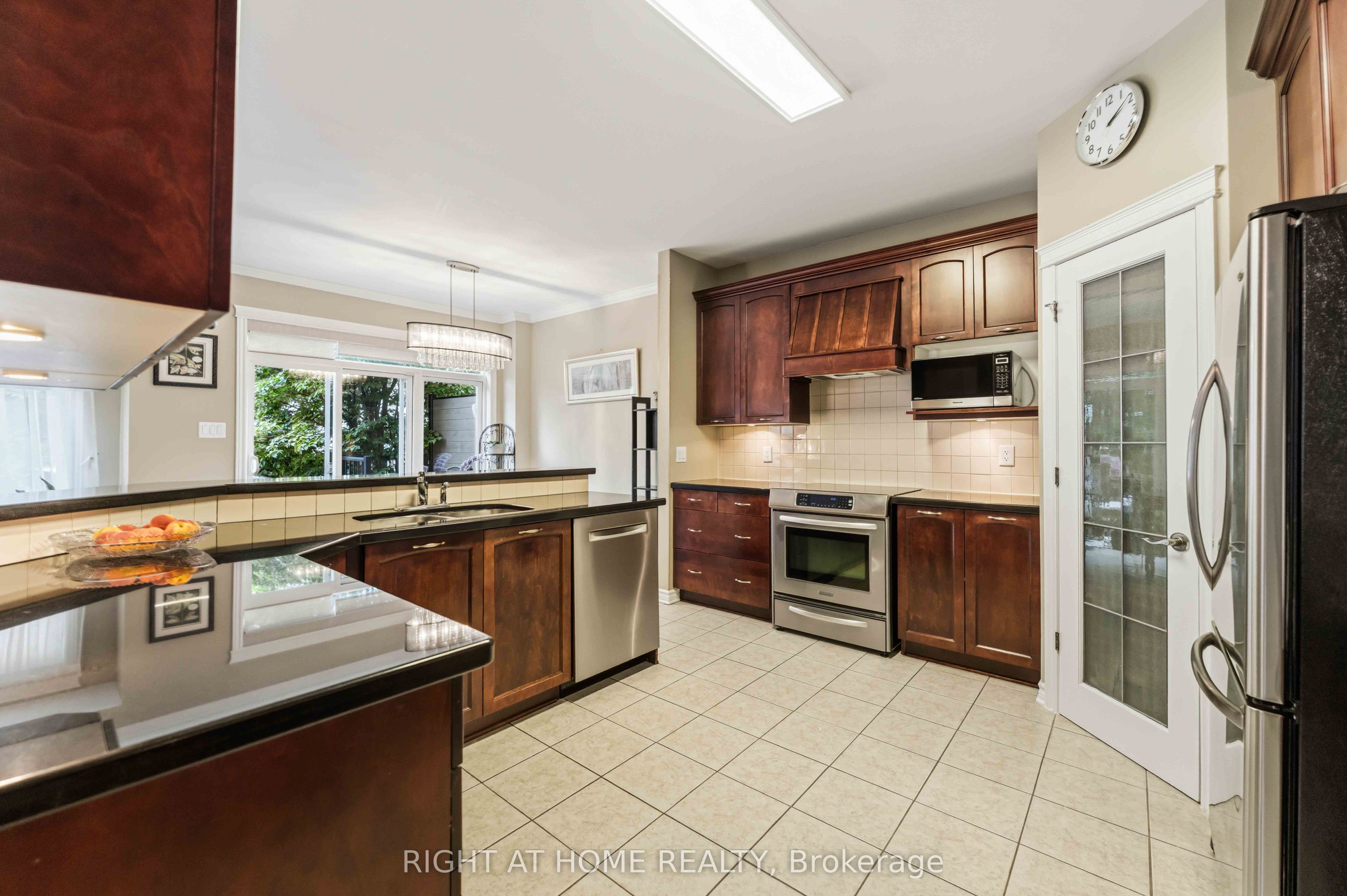 250 Tofino Private Property Photo 16