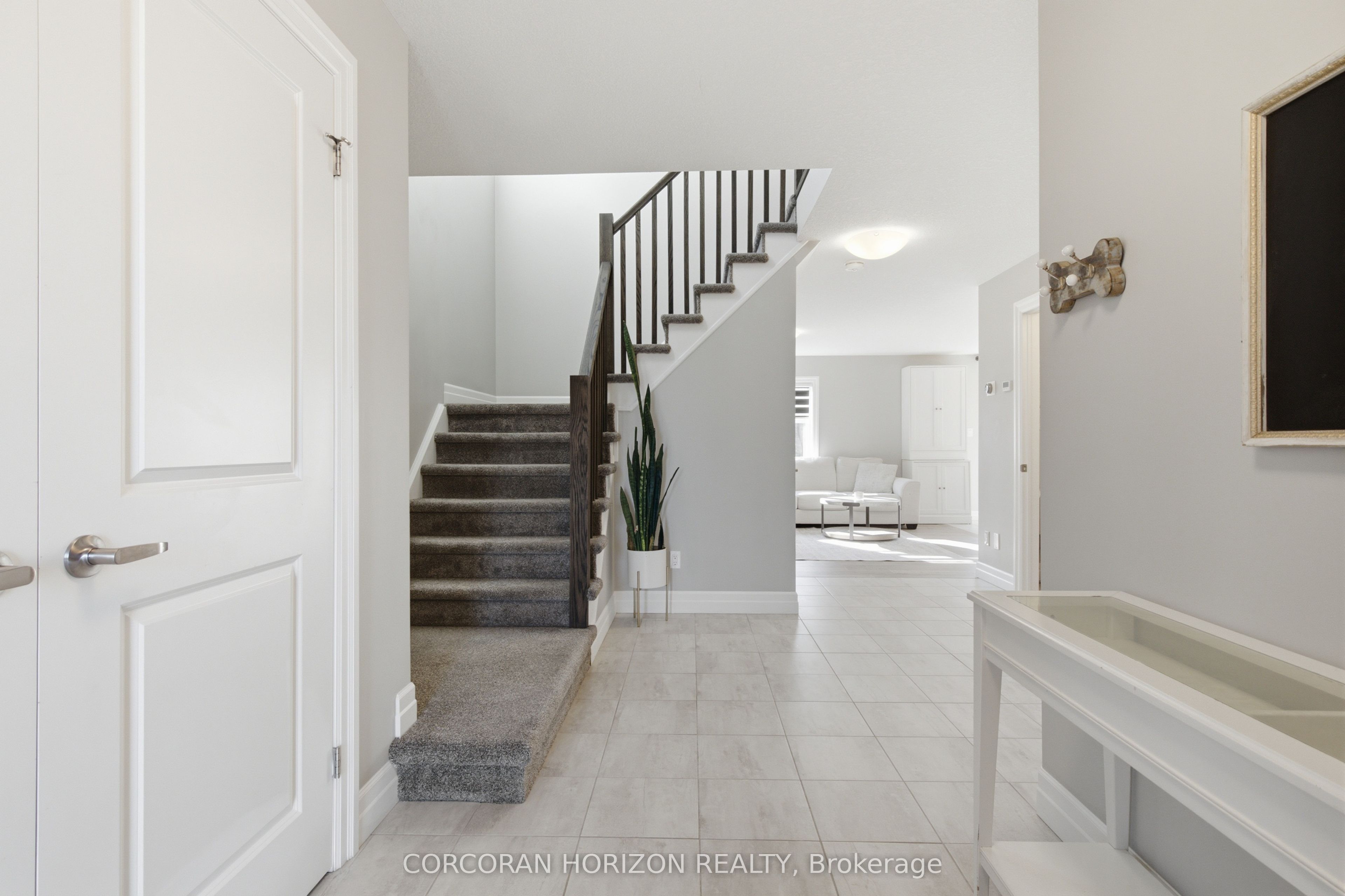 275 Bradshaw Drive Property Photo 8