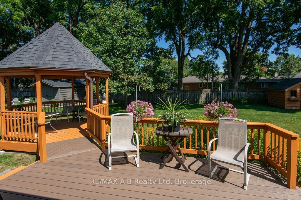 174 Neal Avenue Property Photo 7