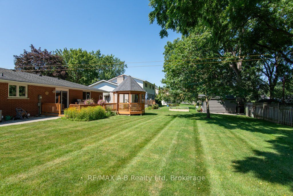 174 Neal Avenue Property Photo 15