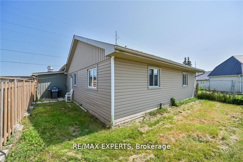 180 Haldimand Road 20 Property Photo 3