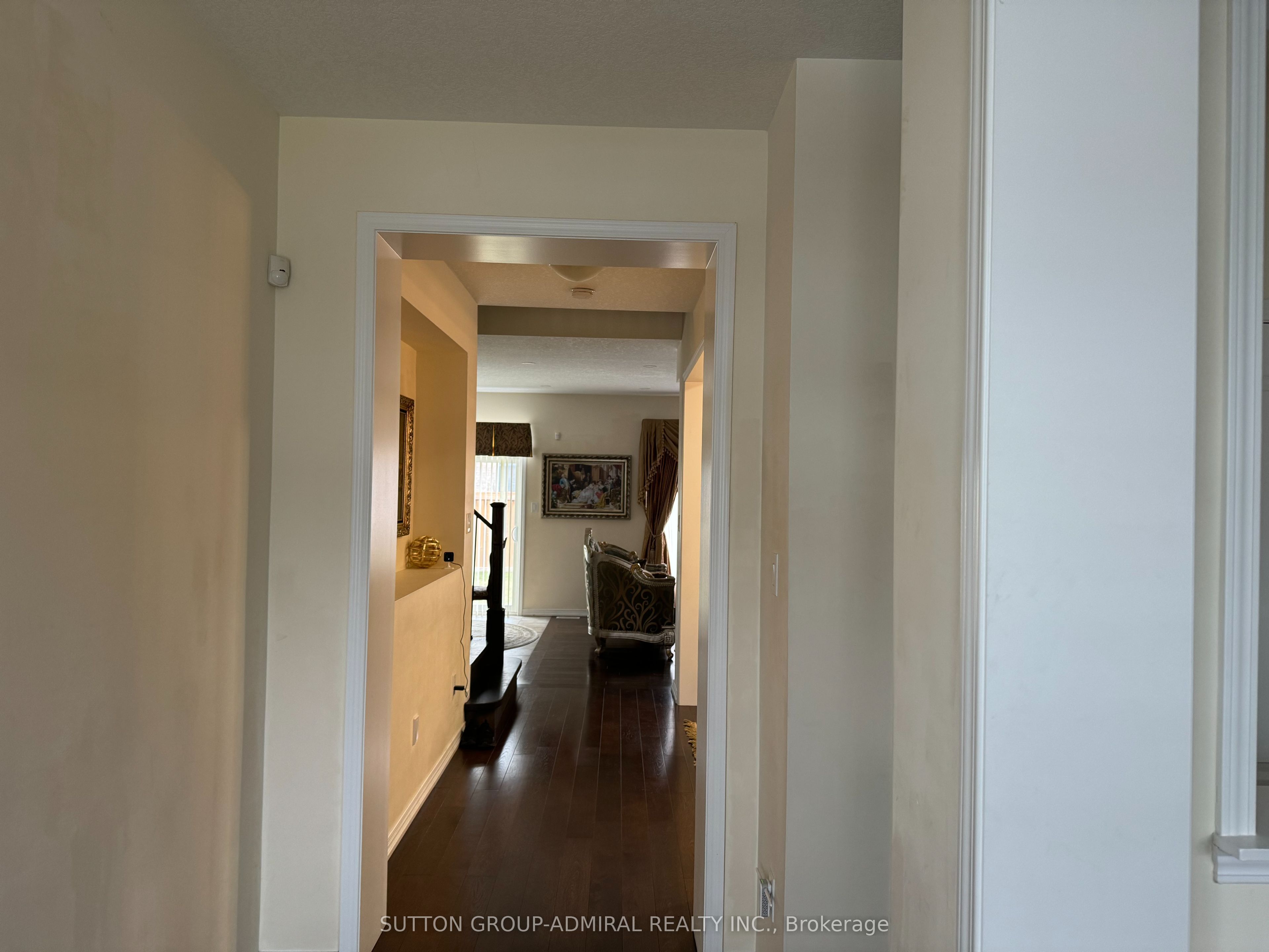 129 Whitwell Way Property Photo 5