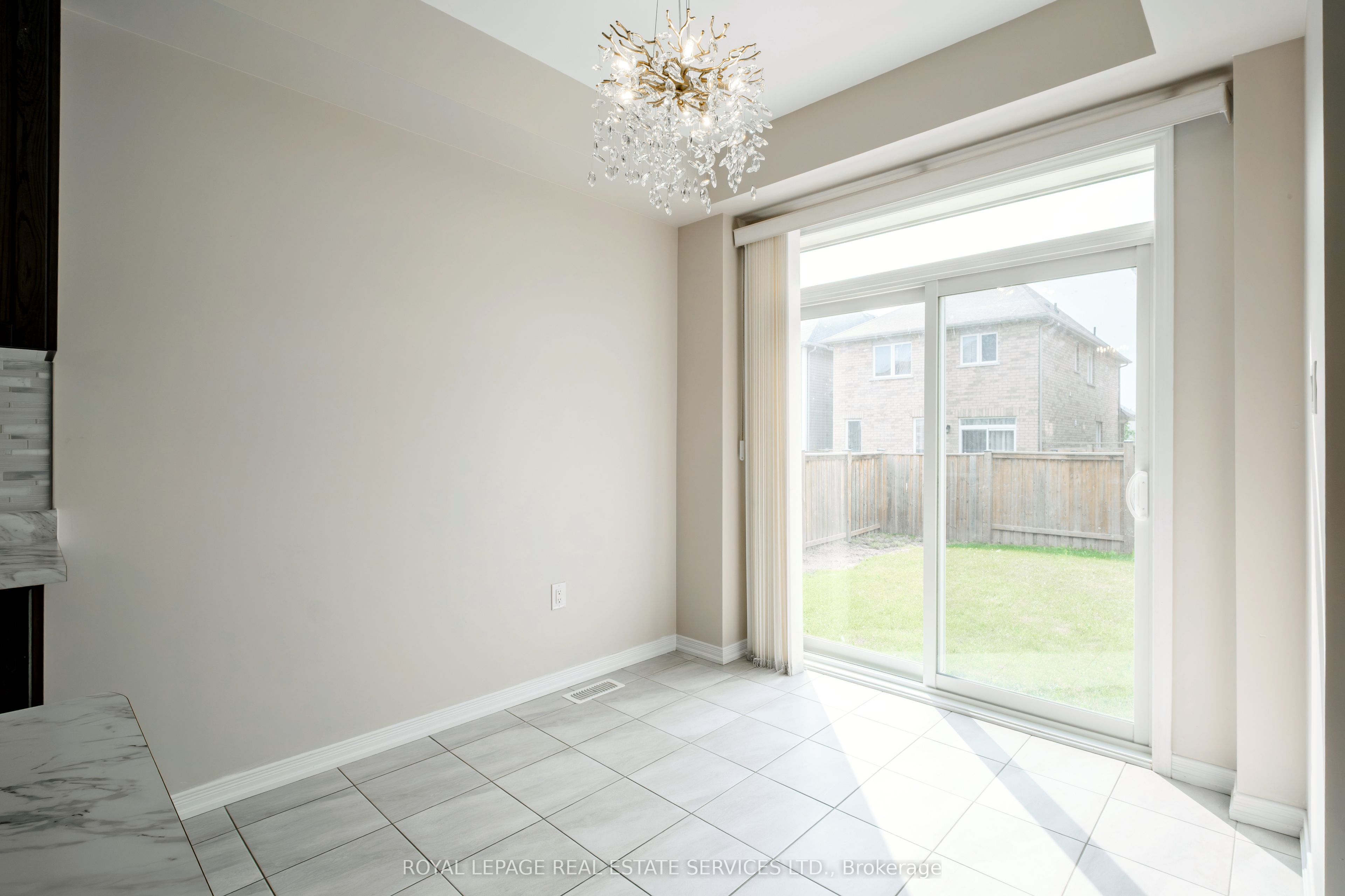 152 Munro Circle Property Photo 24