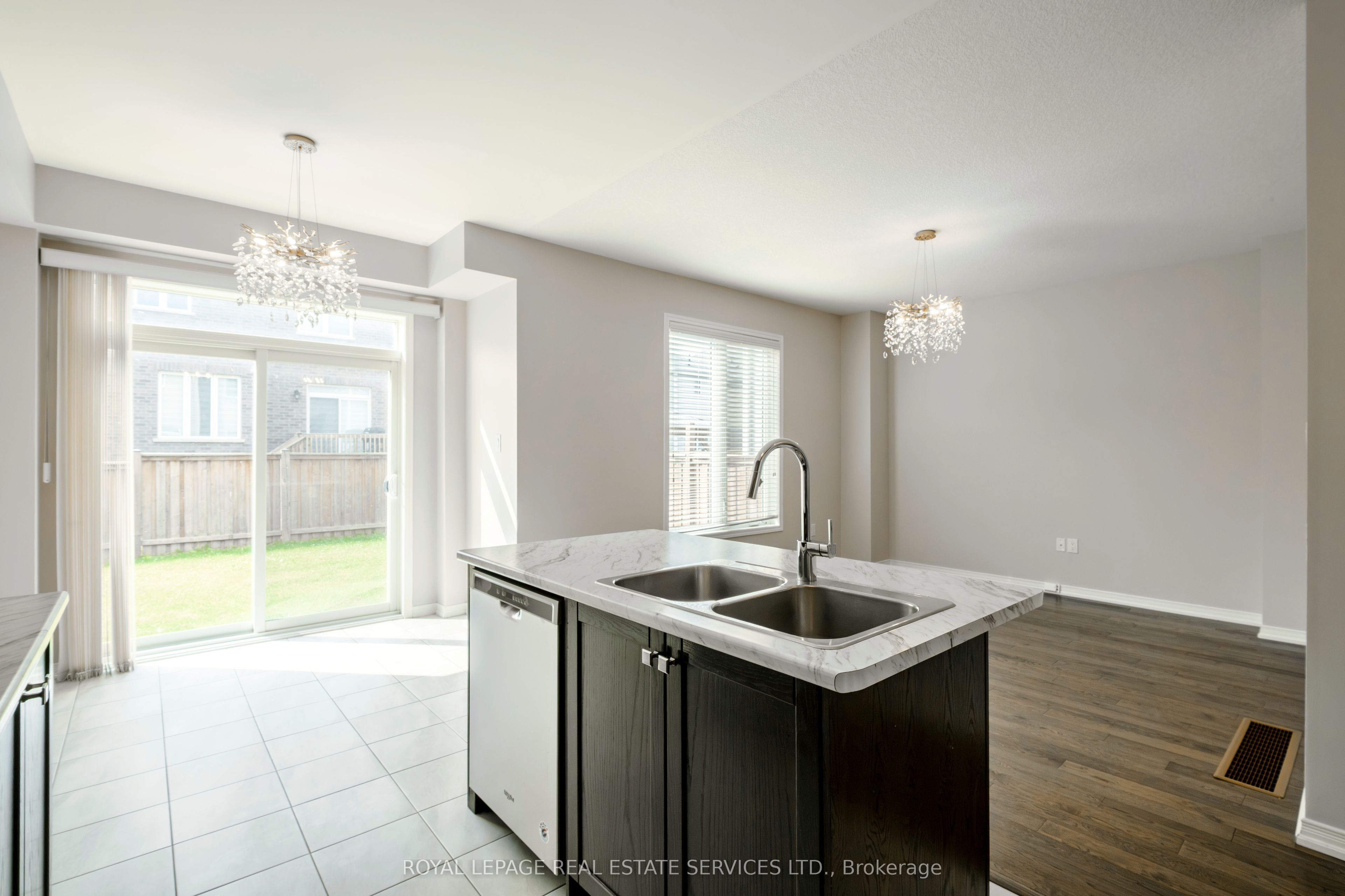 152 Munro Circle Property Photo 27