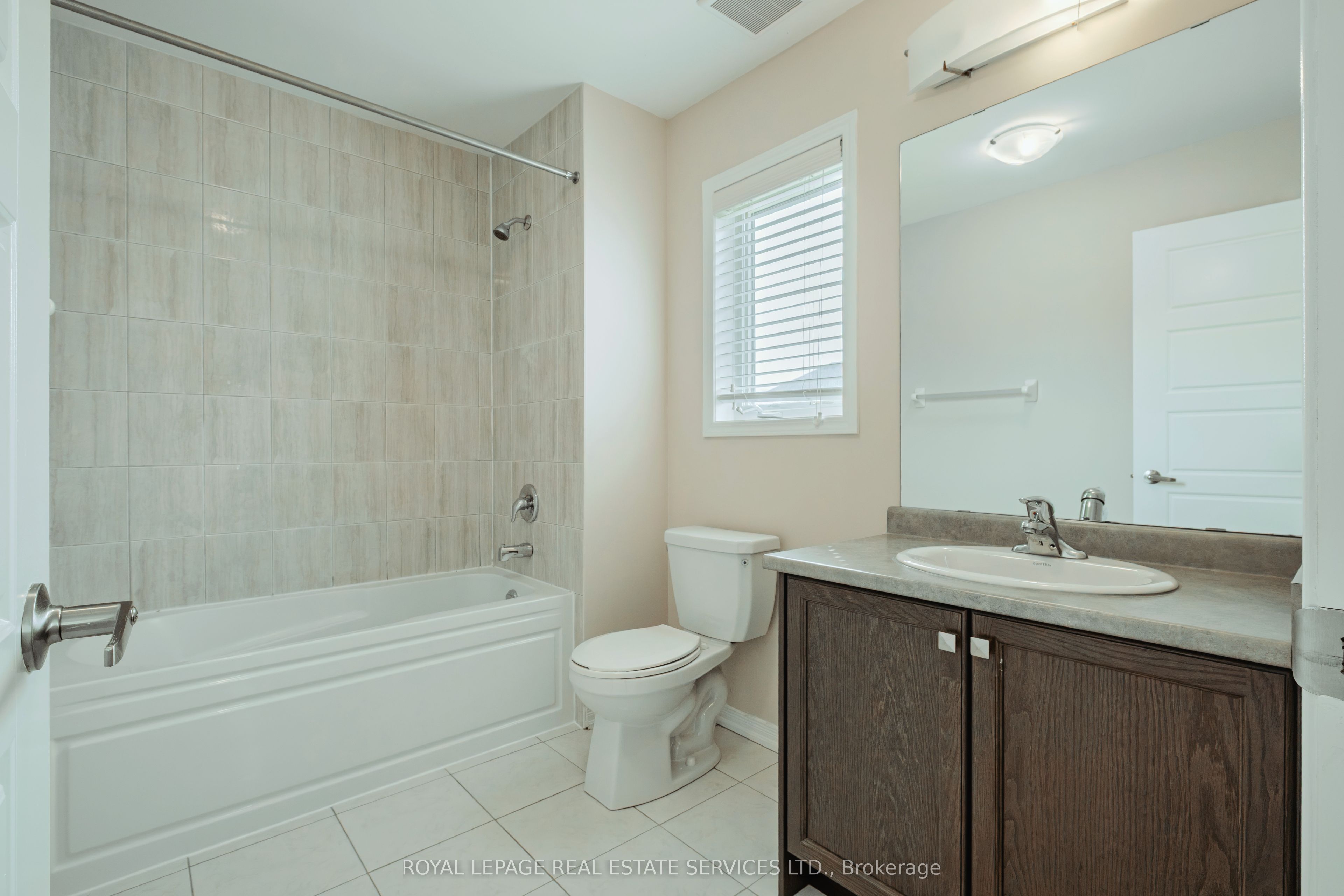 152 Munro Circle Property Photo 32