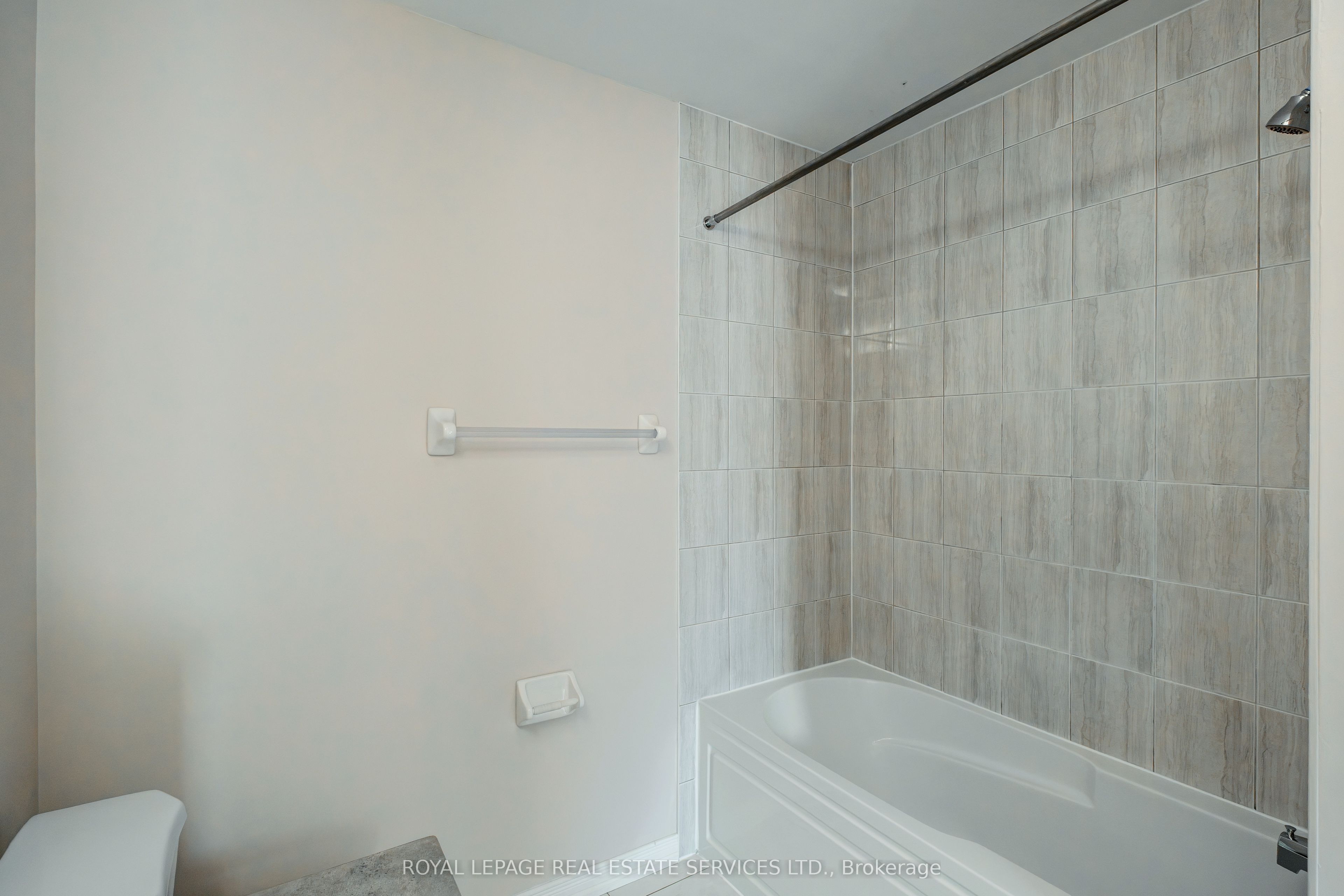 152 Munro Circle Property Photo 45