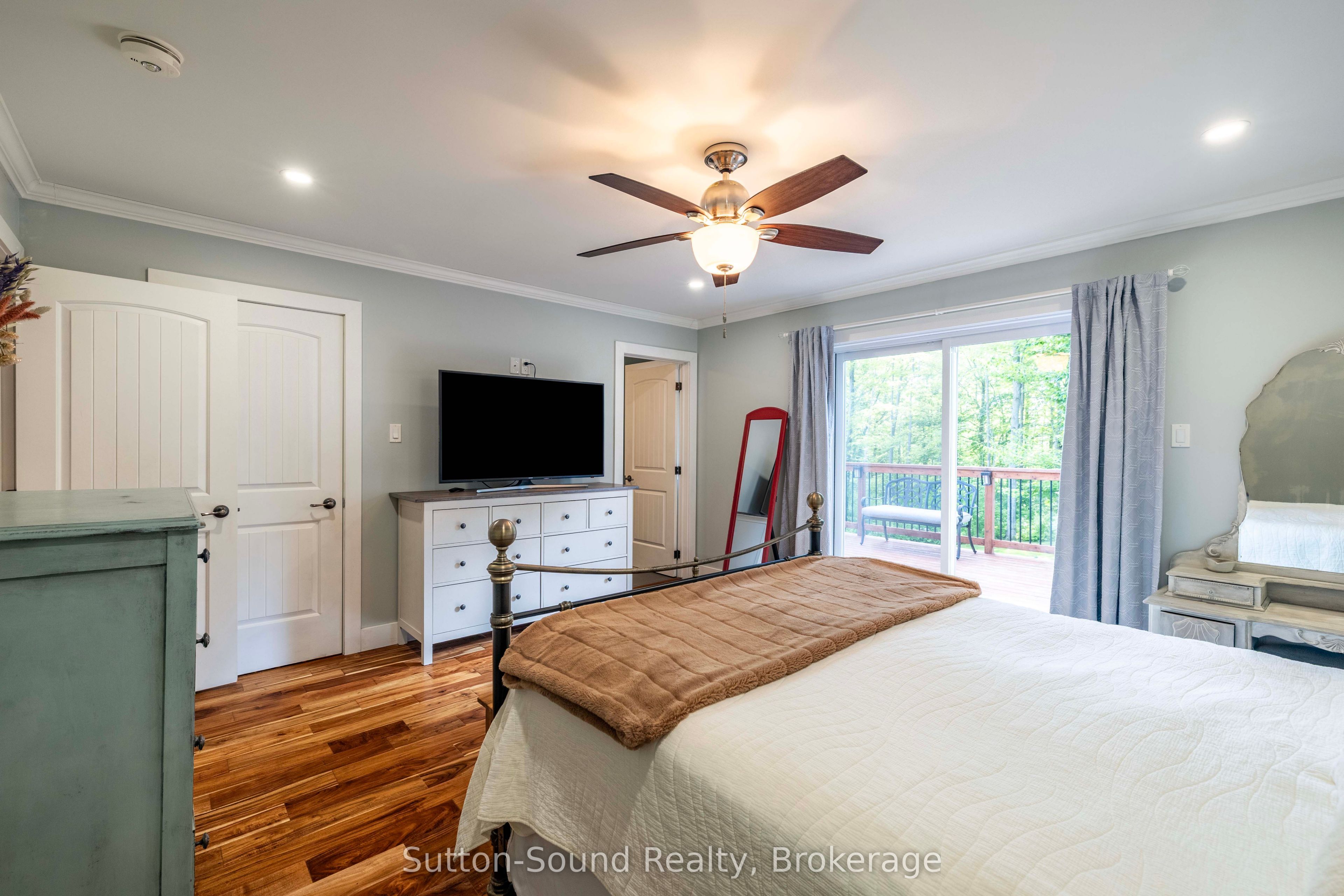 90 Graham Crescent Property Photo 18