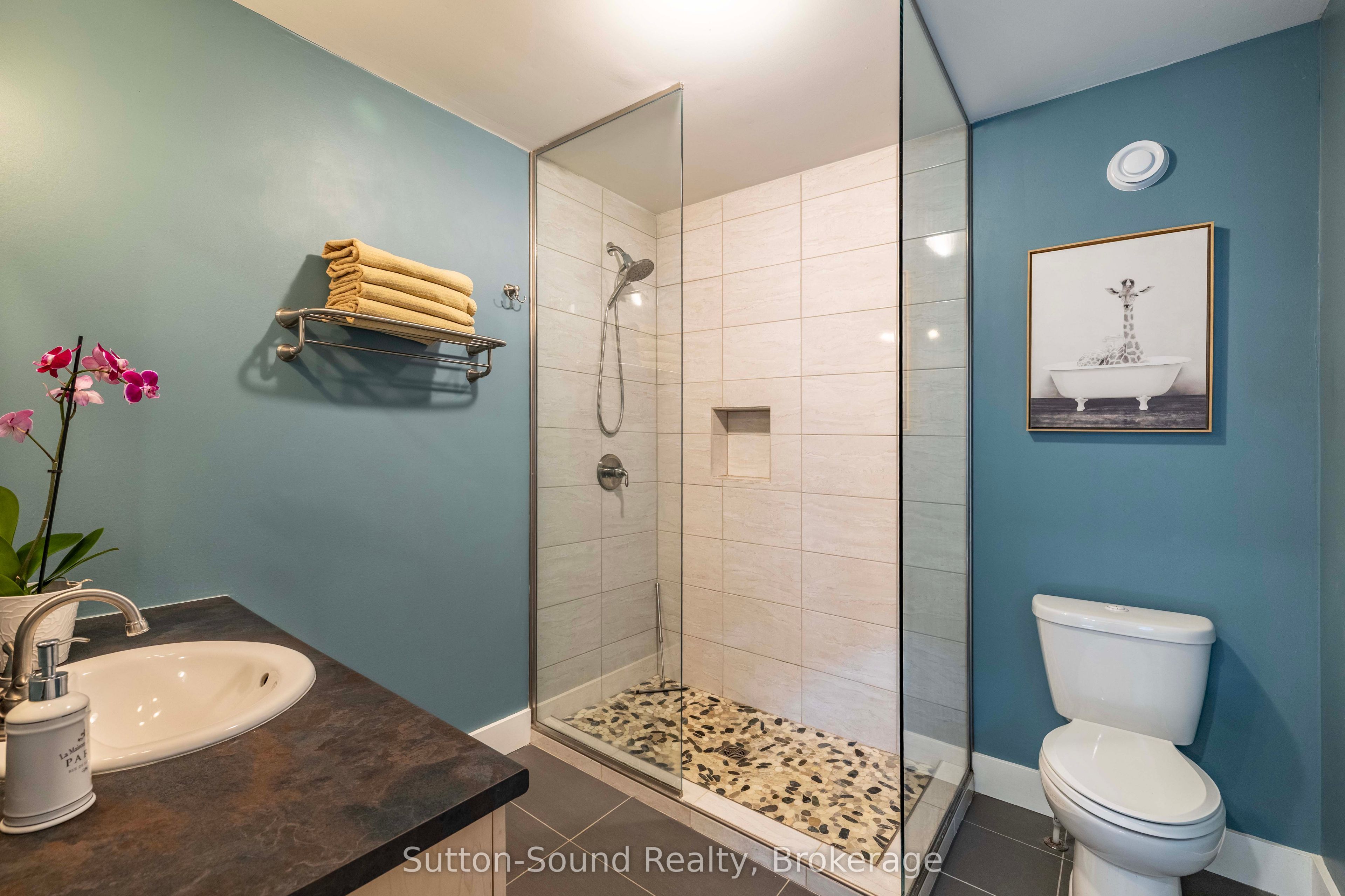 90 Graham Crescent Property Photo 19