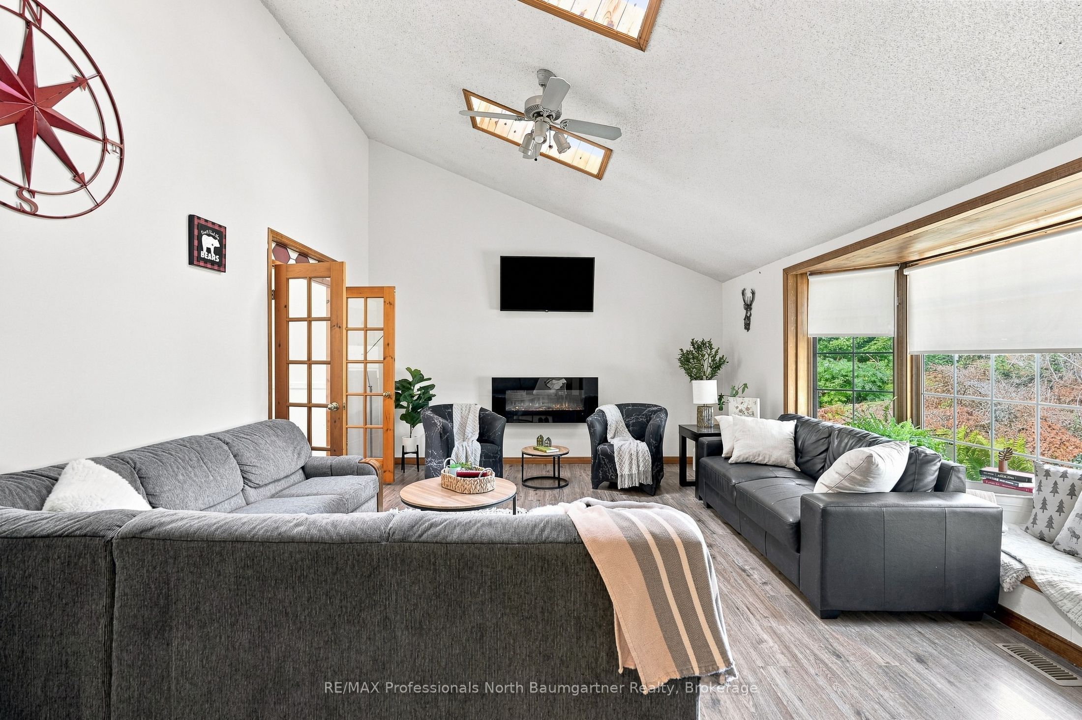 8966 Highway 35 Property Photo 6