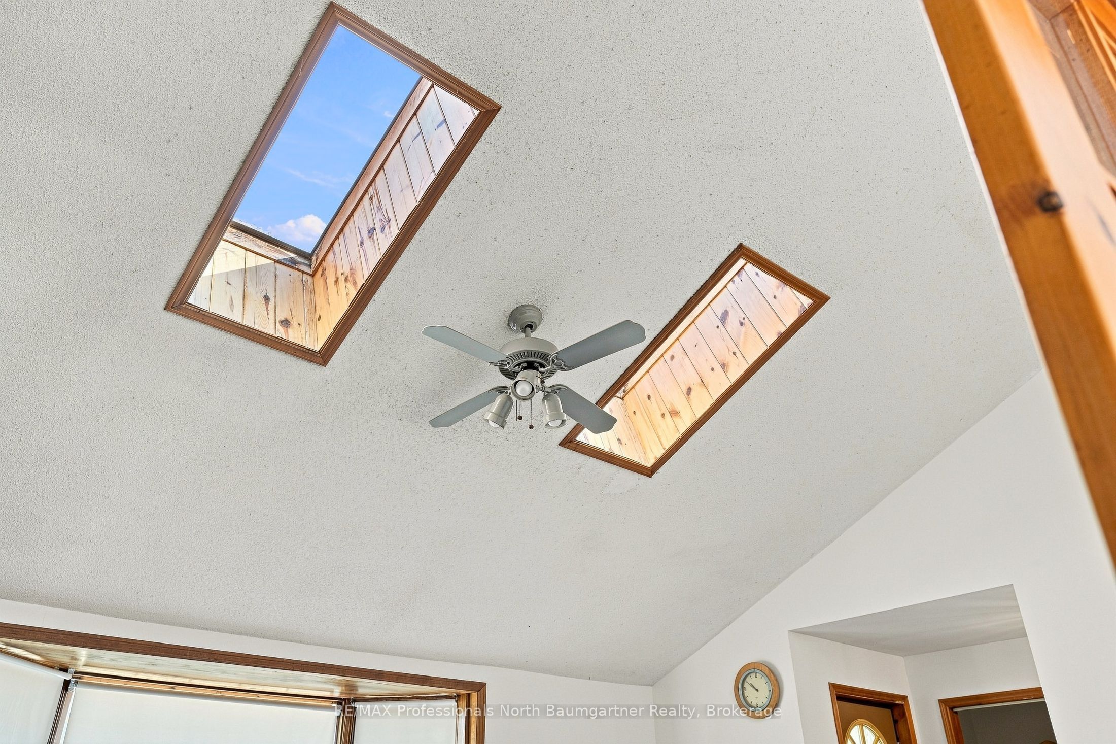8966 Highway 35 Property Photo 9