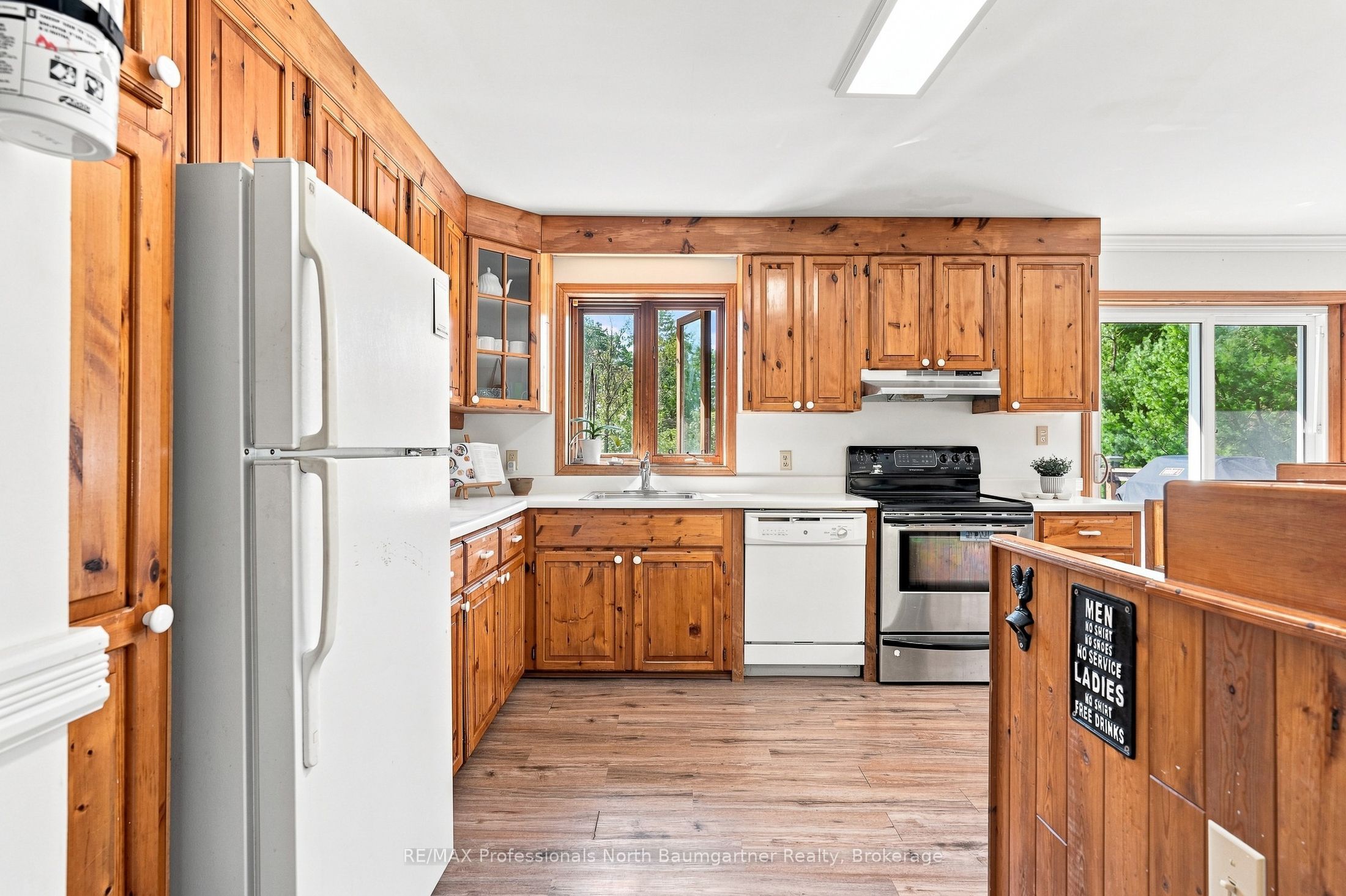 8966 Highway 35 Property Photo 16