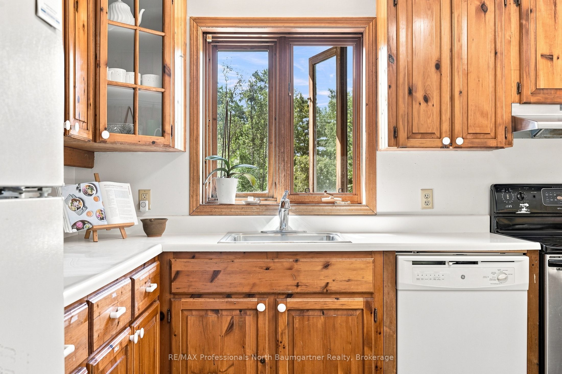 8966 Highway 35 Property Photo 17