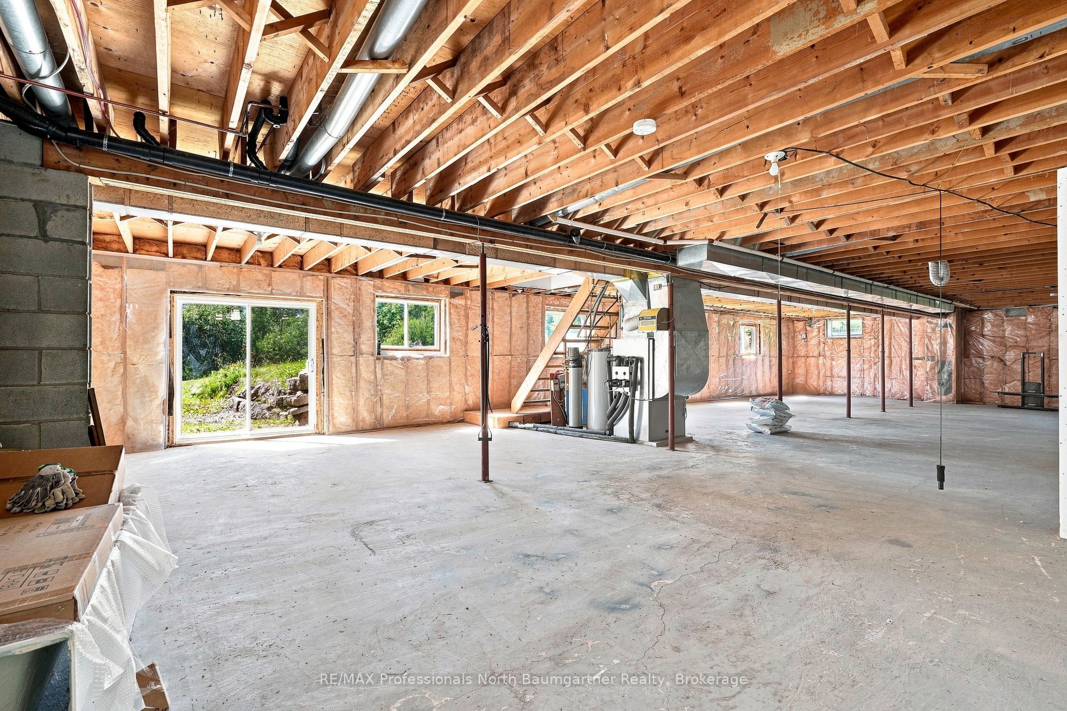 8966 Highway 35 Property Photo 26