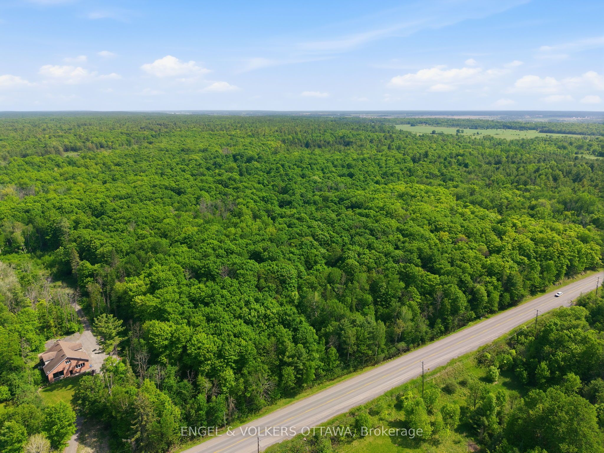 00 Kinburn Side Road Property Photo 9
