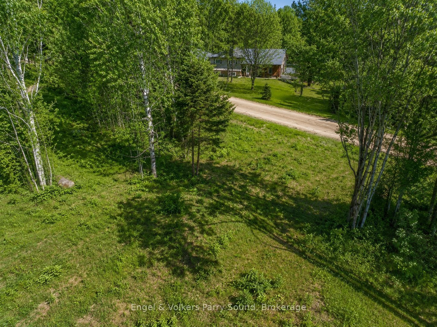 40 Miller Drive Property Photo 2