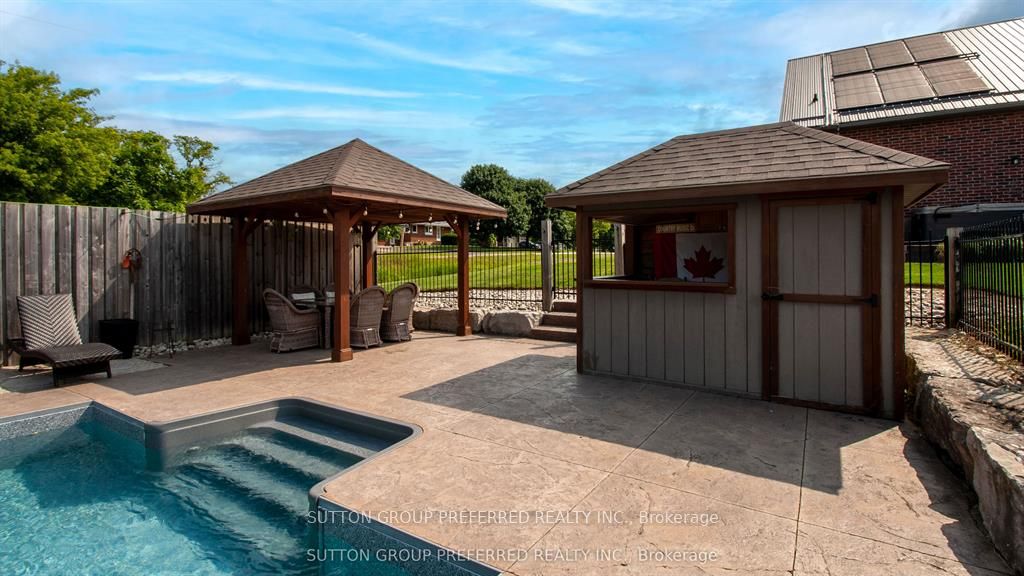 13315 Westbury Drive Property Photo 10