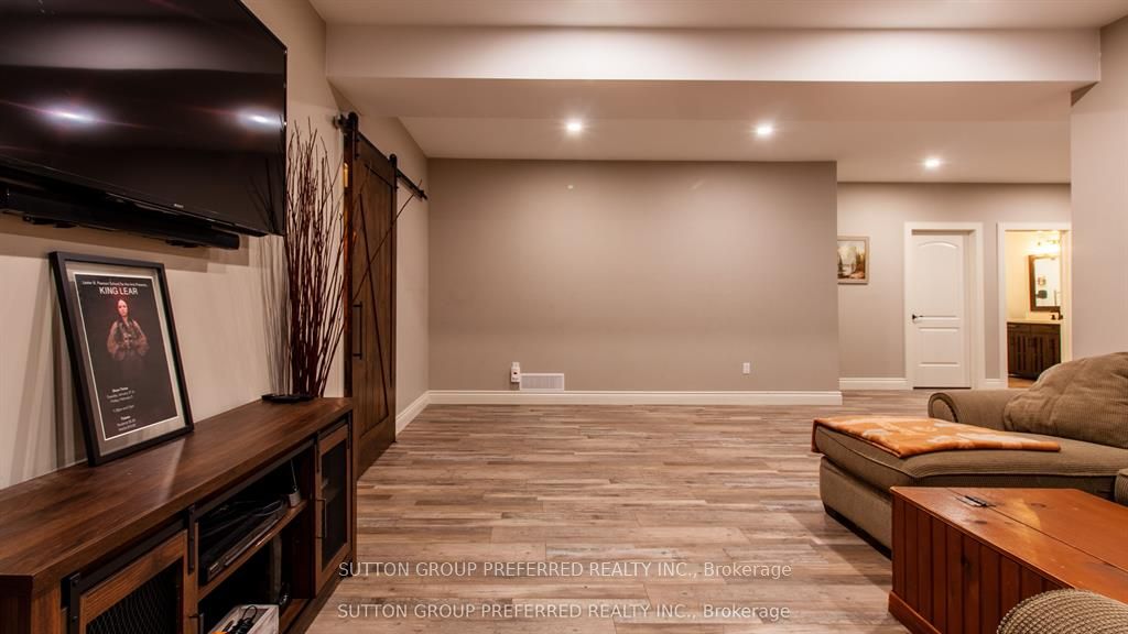 13315 Westbury Drive Property Photo 49